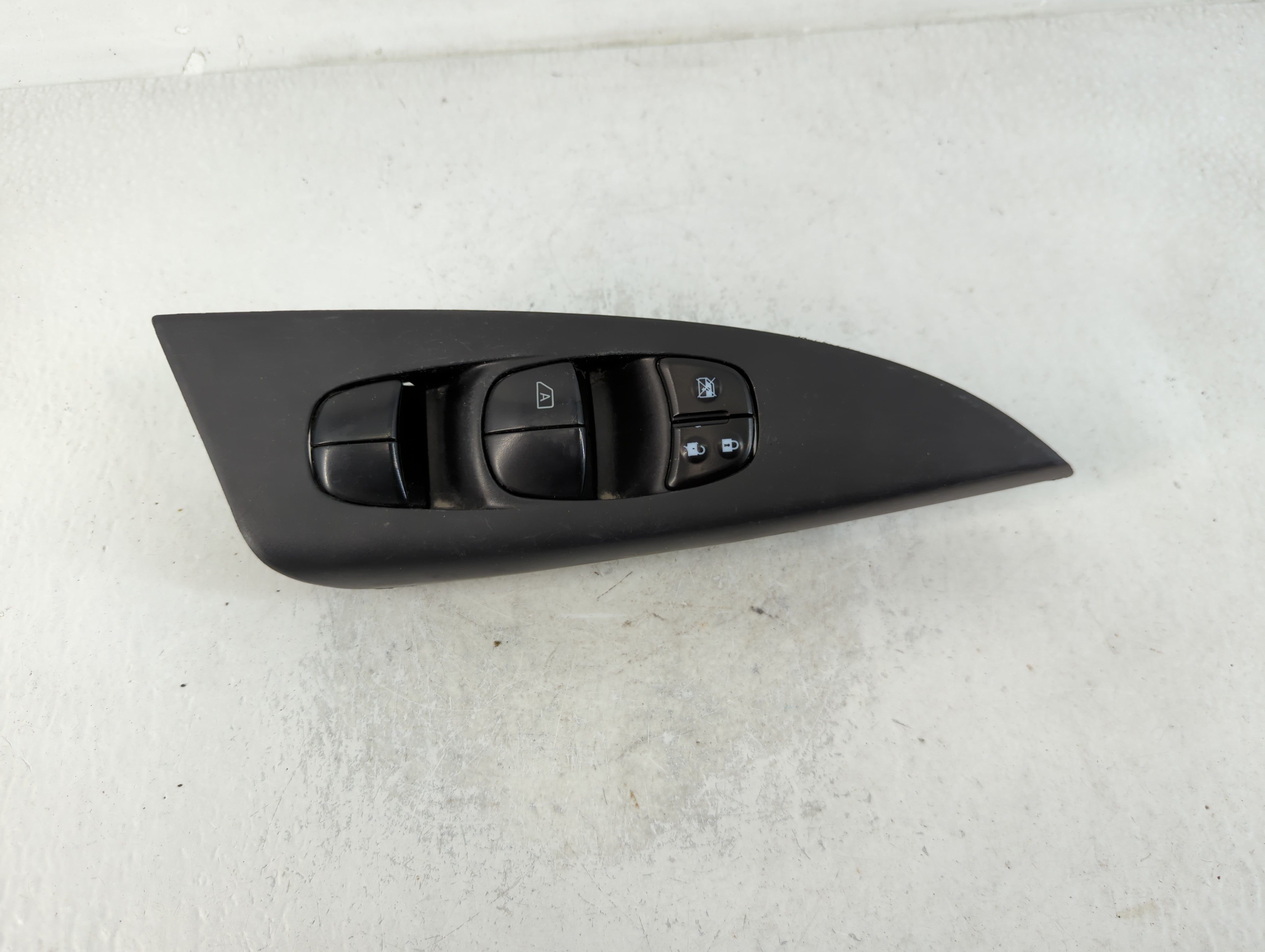 Picture of 2013-2019 Nissan Sentra Driver Left Door Master Power Window Switch 764710