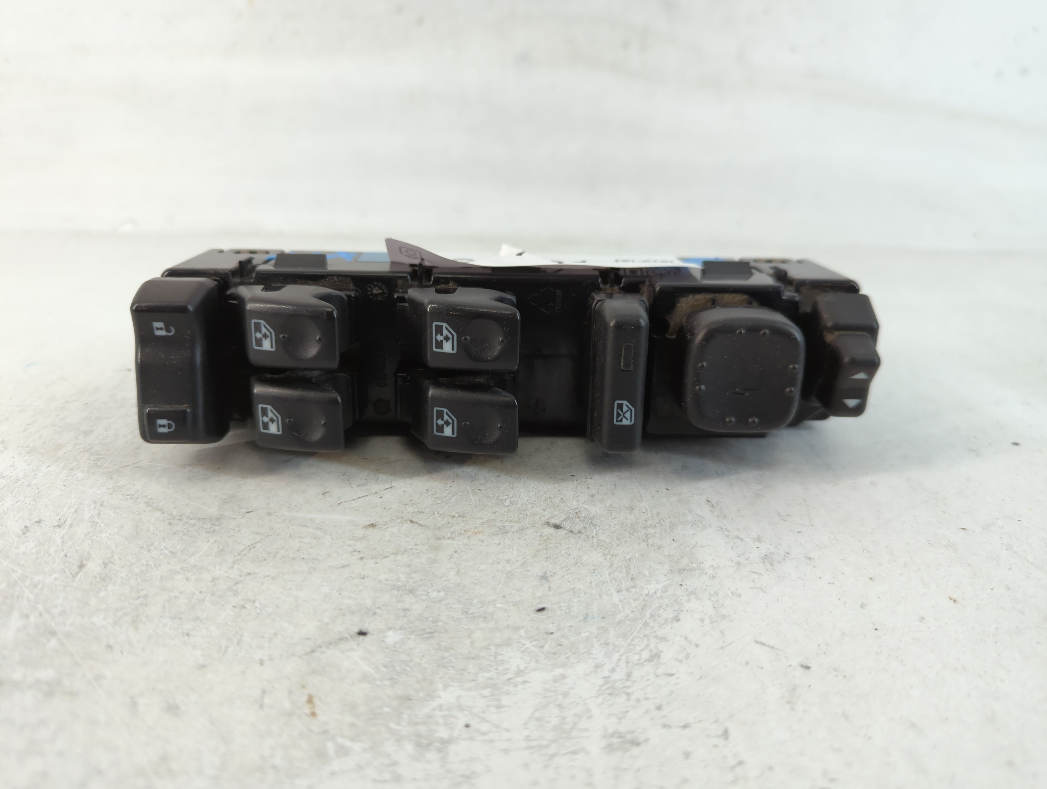 Picture of 2003 Cadillac Escalade Ext Driver Left Door Master Power Window Switch 764731