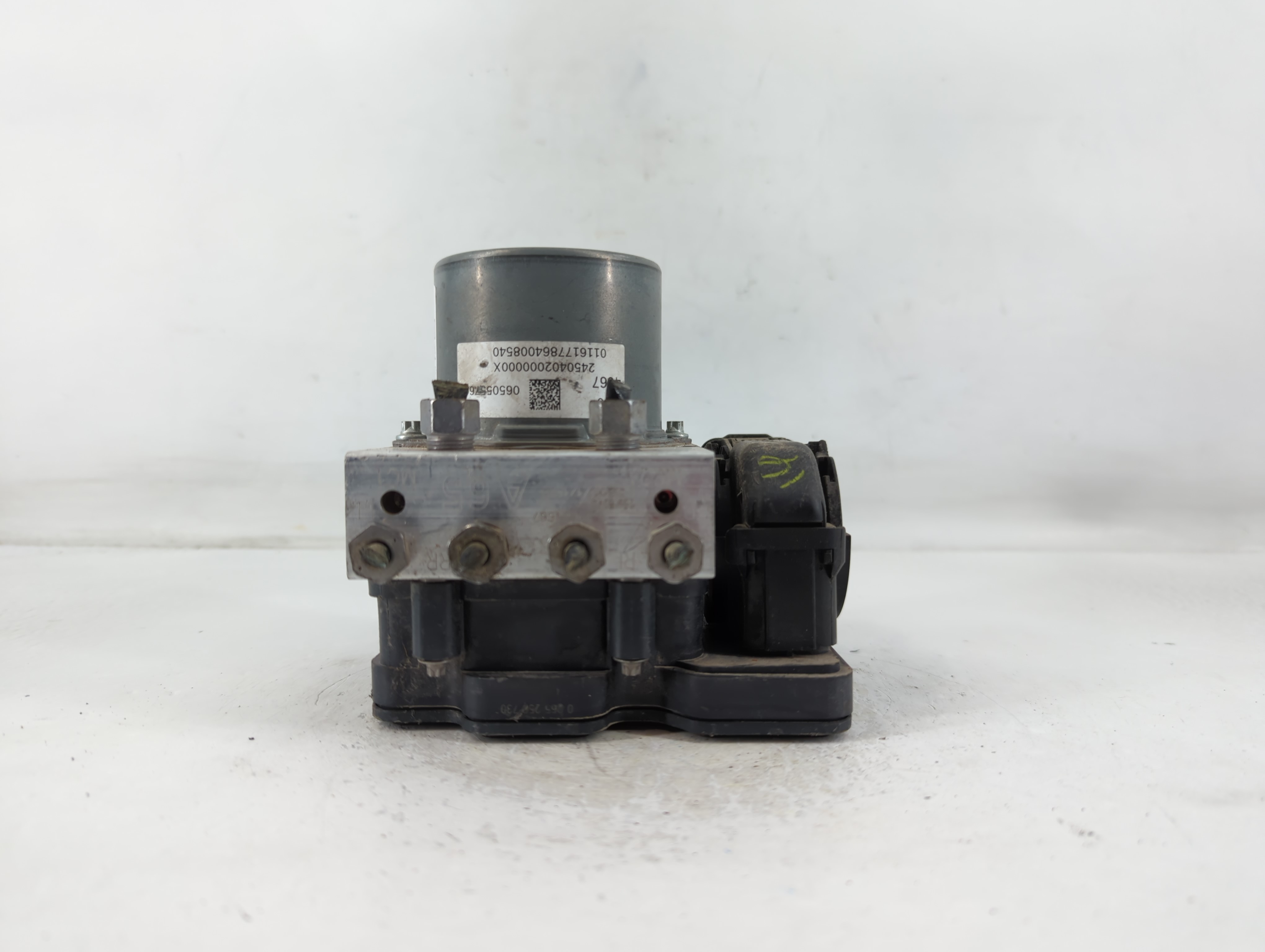 2017-2017 Chevrolet Cruze Abs Pump Control Module 764747 - Oemusedautoparts1.com
