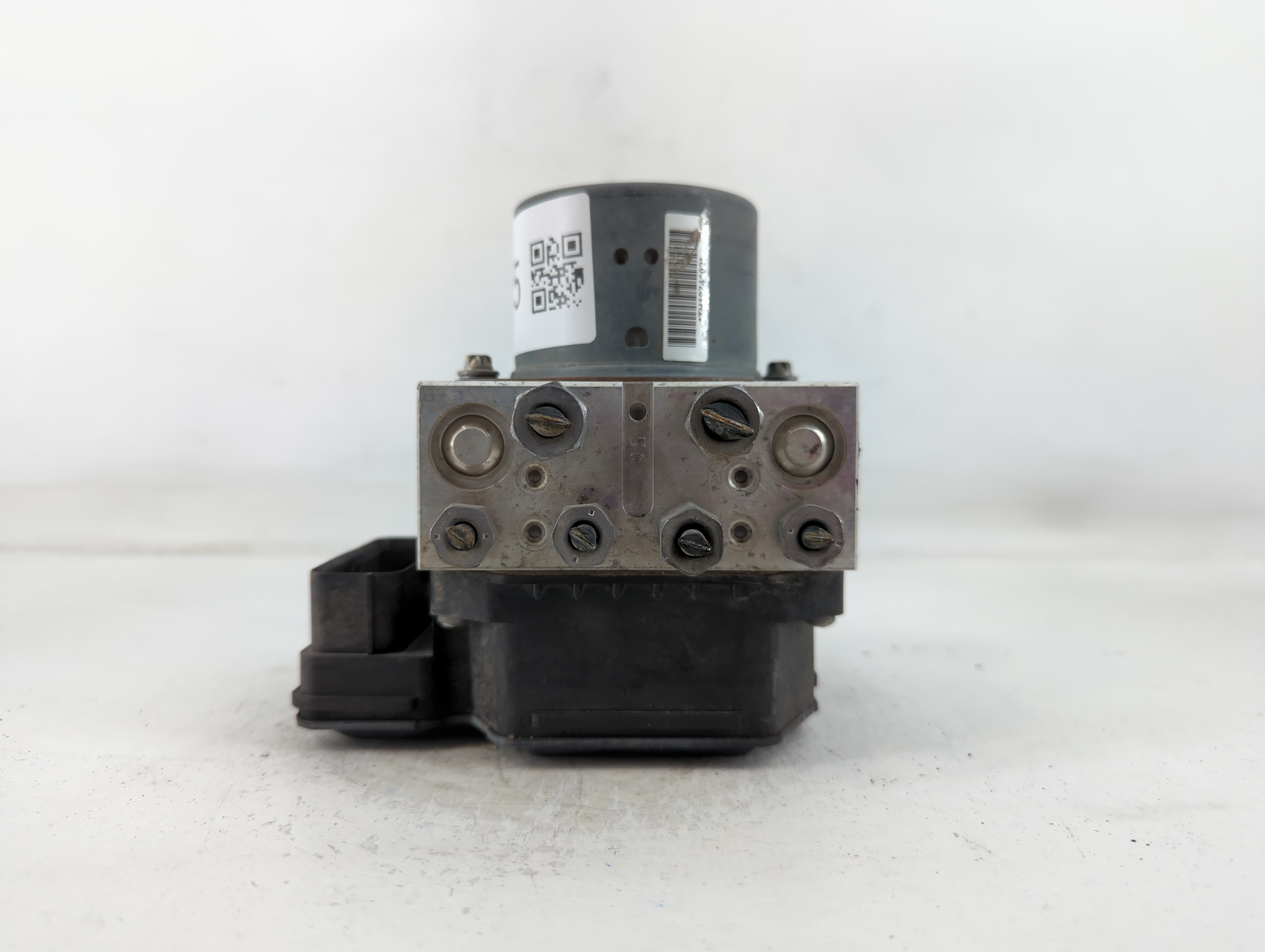 Picture of 2015-2015 Hyundai Sonata Abs Pump Control Module 764785