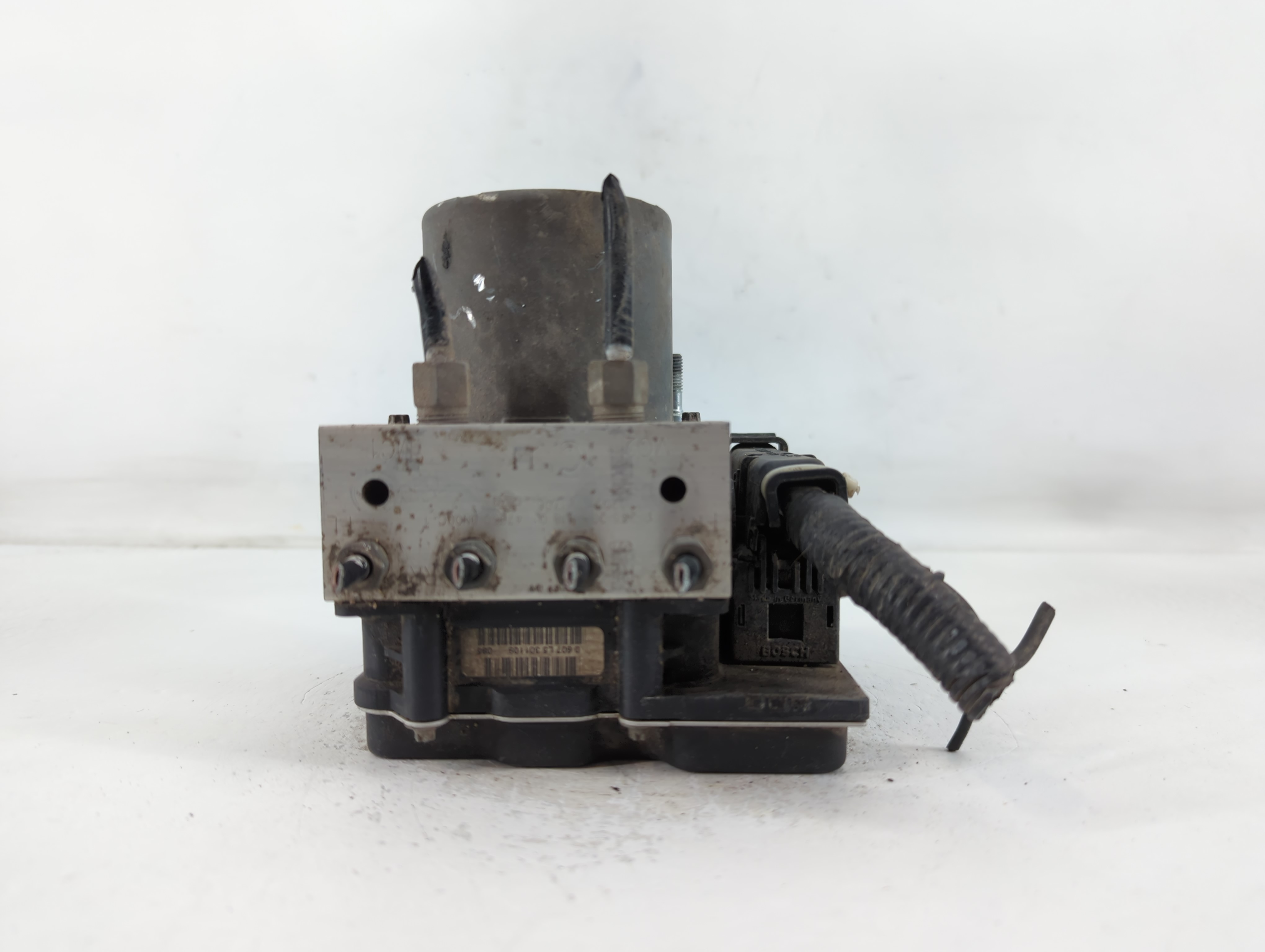 Picture of 2009-2010 Nissan Maxima Abs Pump Control Module 764823