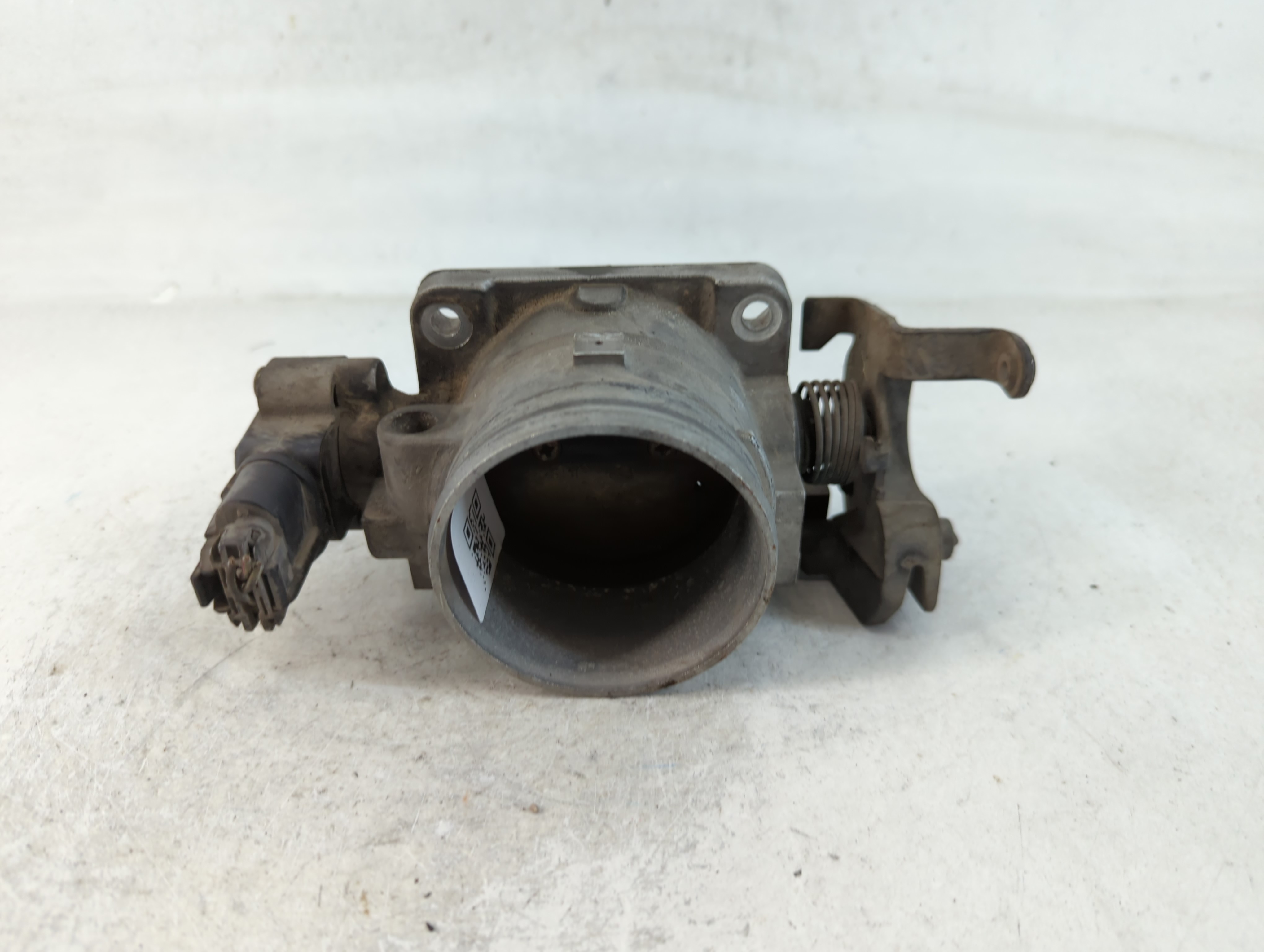 2000-2003 Ford F-150 Throttle Body 764828 - Oemusedautoparts1.com