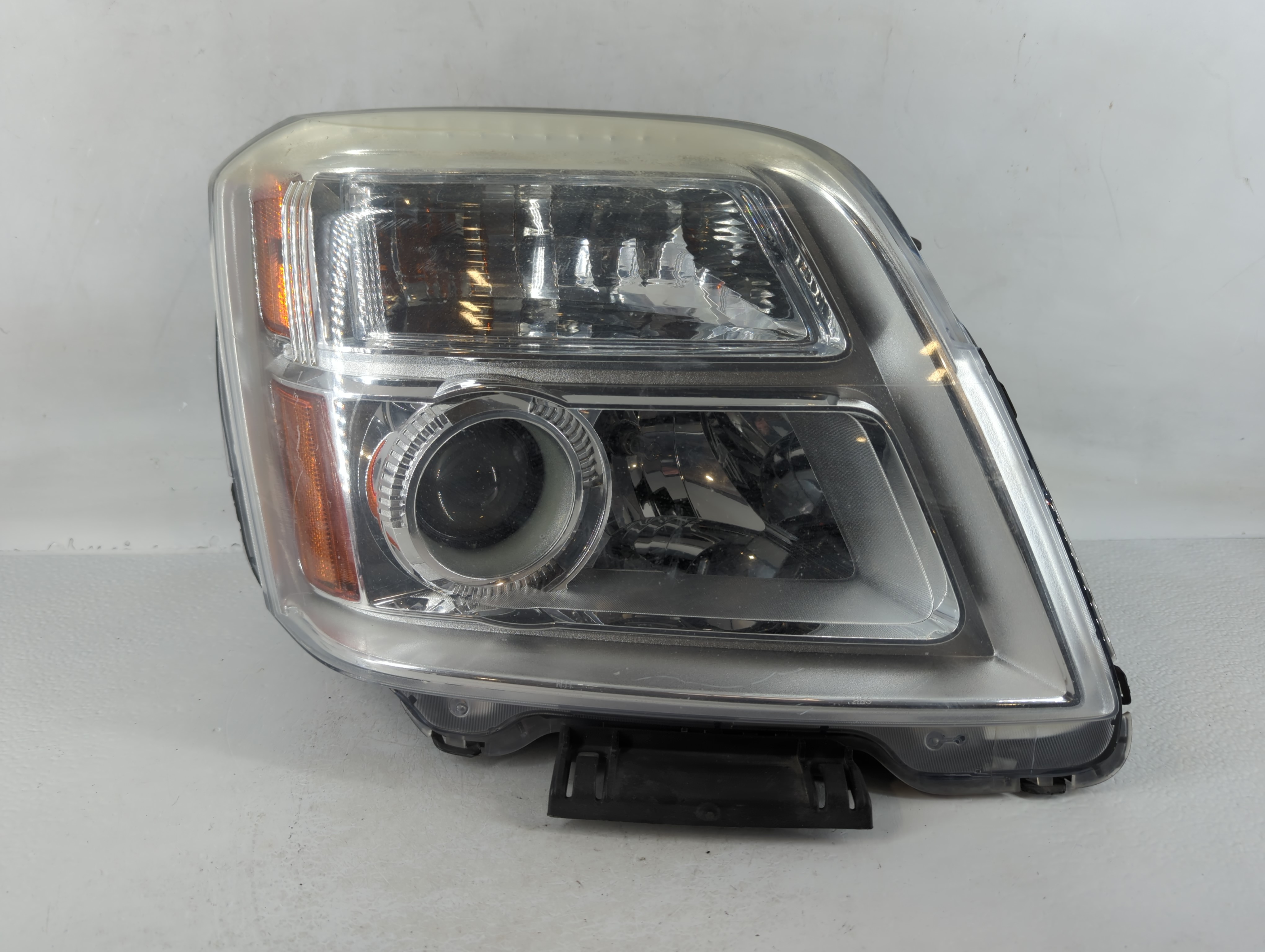 Picture of Gmc Terrain Passenger Right Side Tail Light Taillight Oem 764886