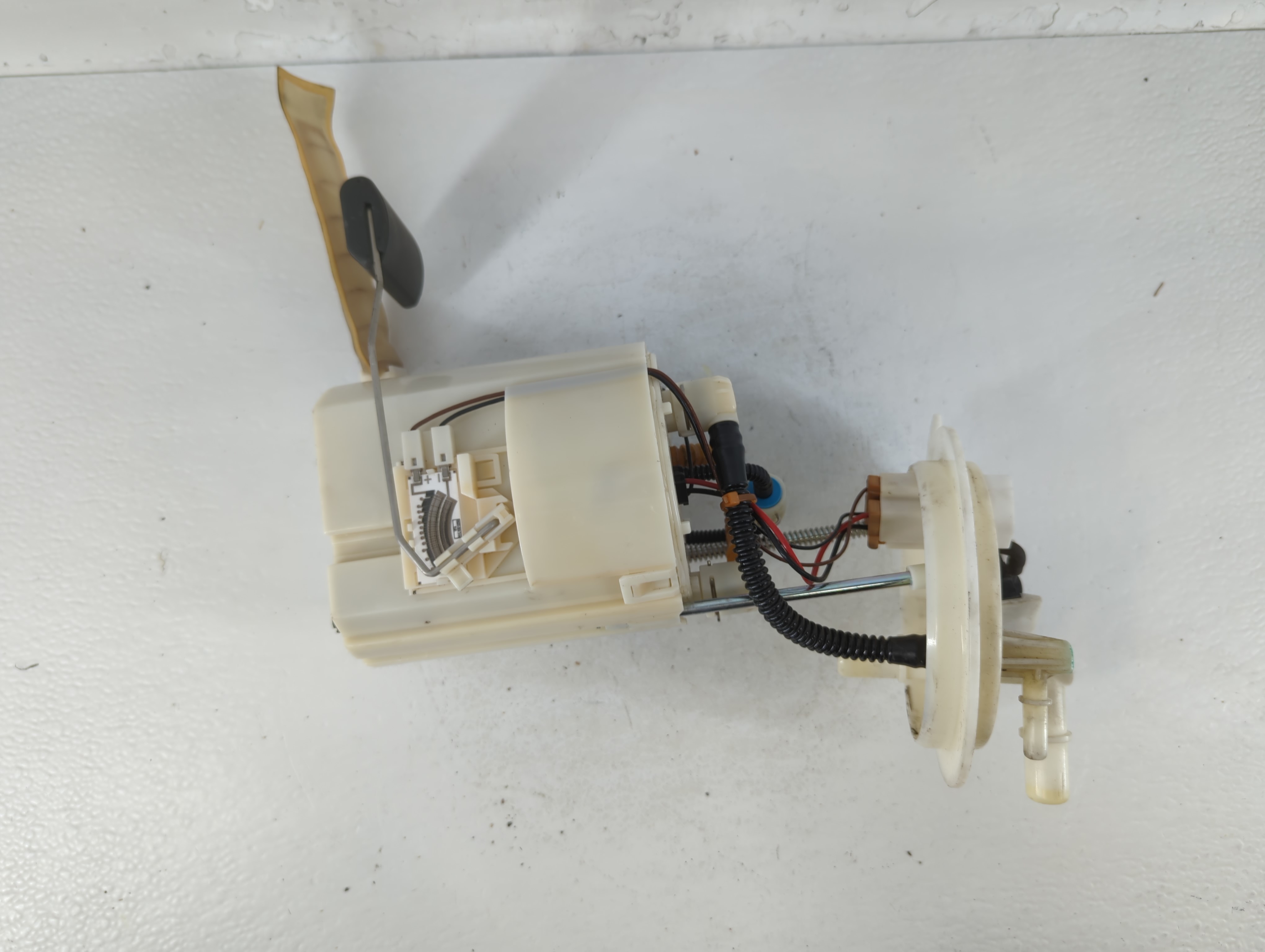 Picture of 2011-2014 Hyundai Sonata Electrical Gas Fuel Pump Assembly 765039