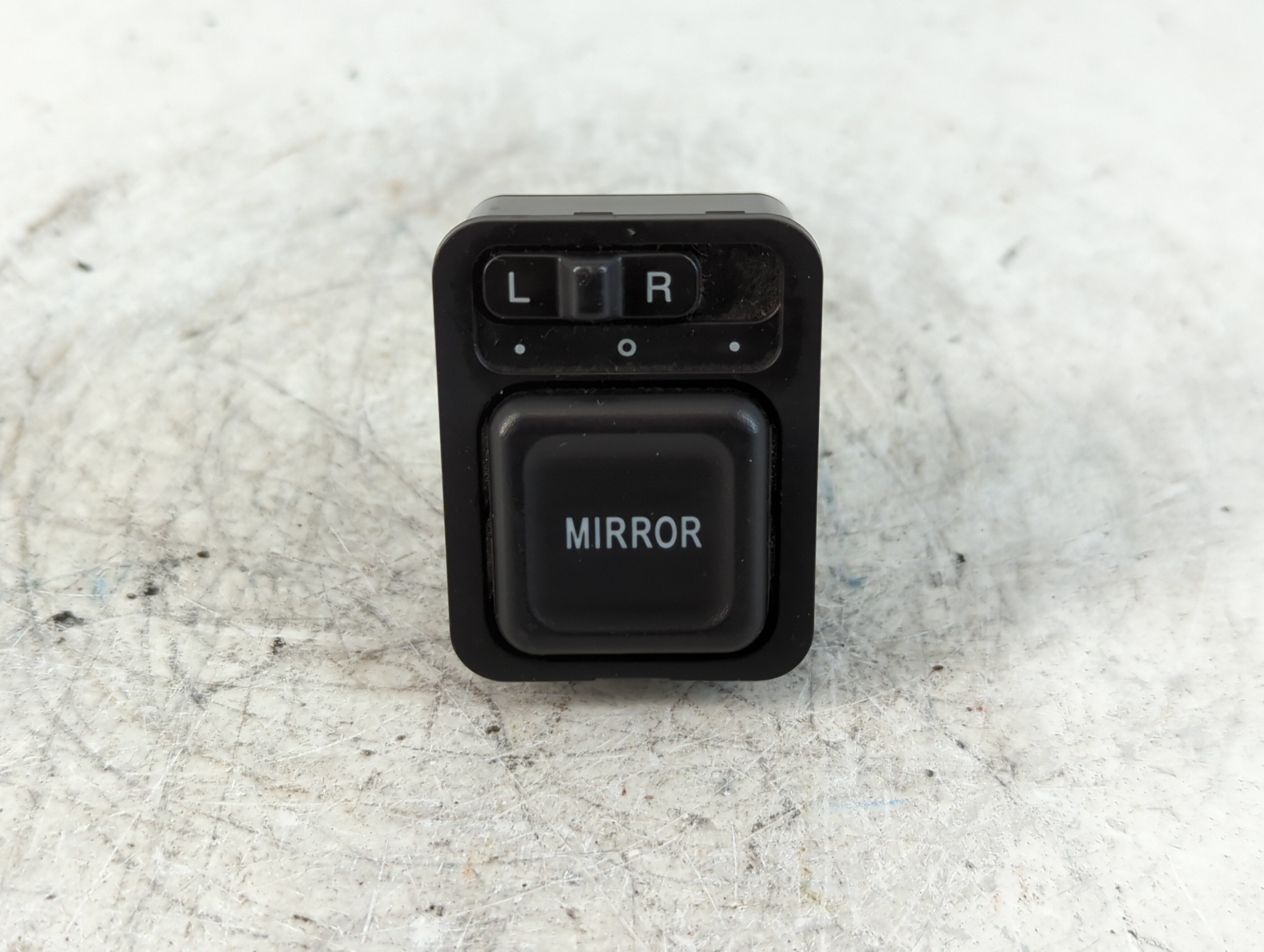 2017-2019 Ford Escape Driver Left Door Master Power Window Switch 765155 - Oemusedautoparts1.com