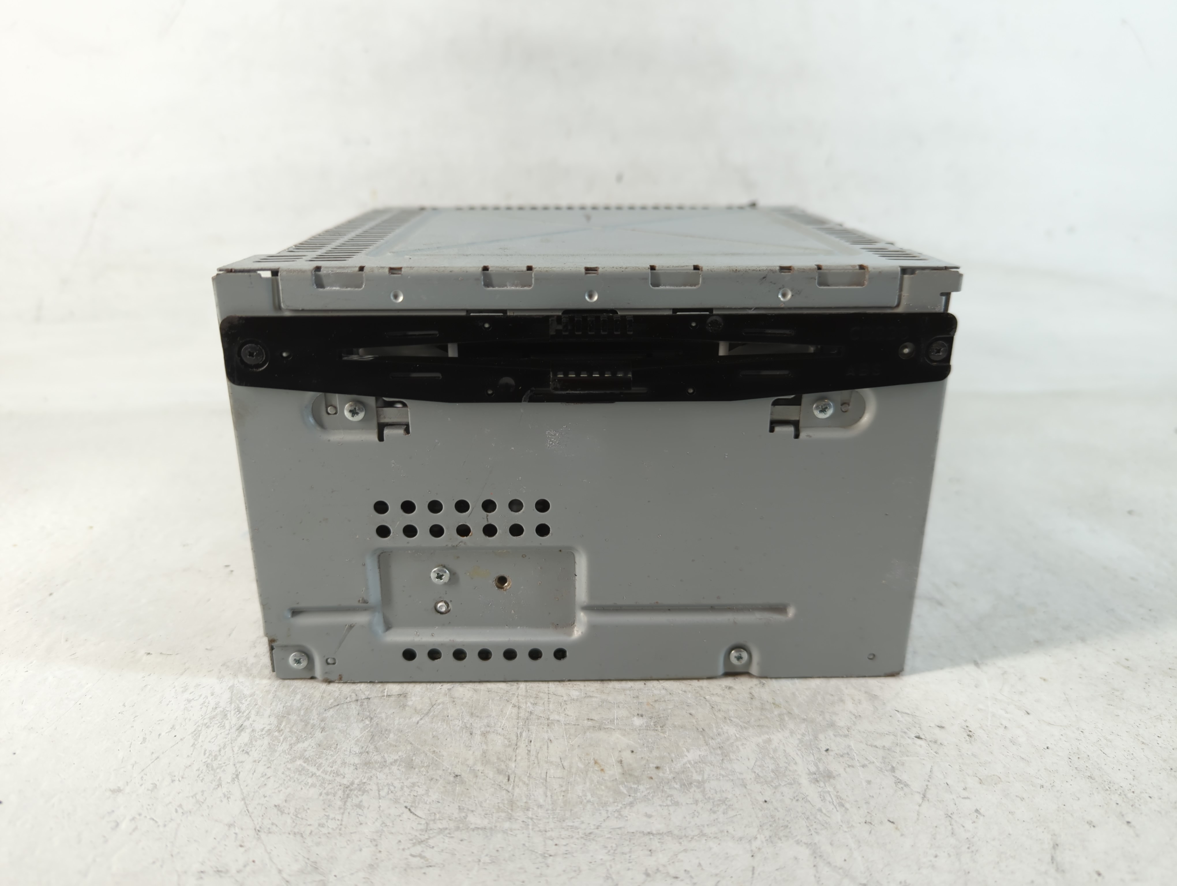 2010-2012 Ford Fusion Am Fm Cd Player Radio Receiver 765267 - Oemusedautoparts1.com