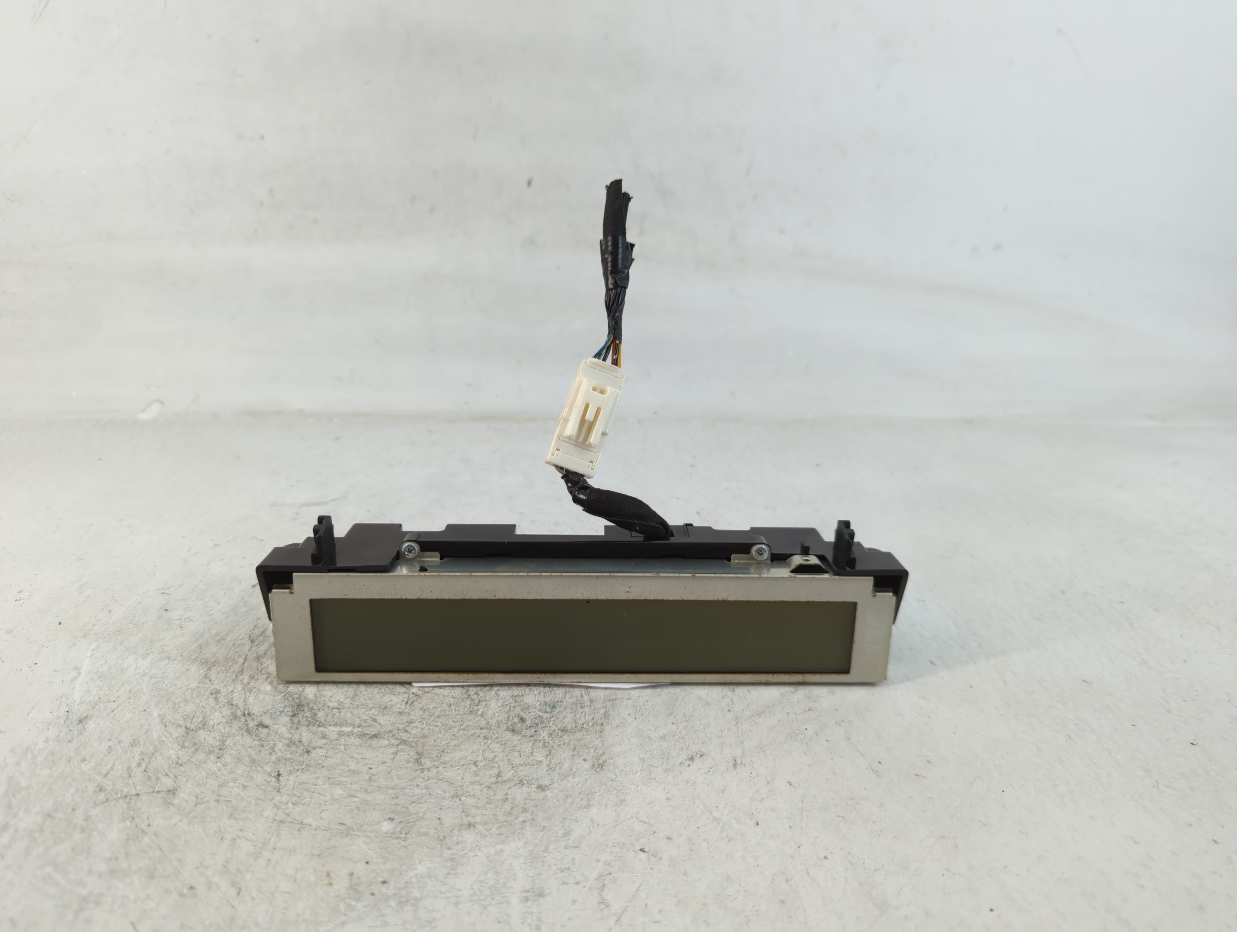 Picture of 2008-2009 Mazda 3 Am Fm Cd Player Radio Receiver 765286