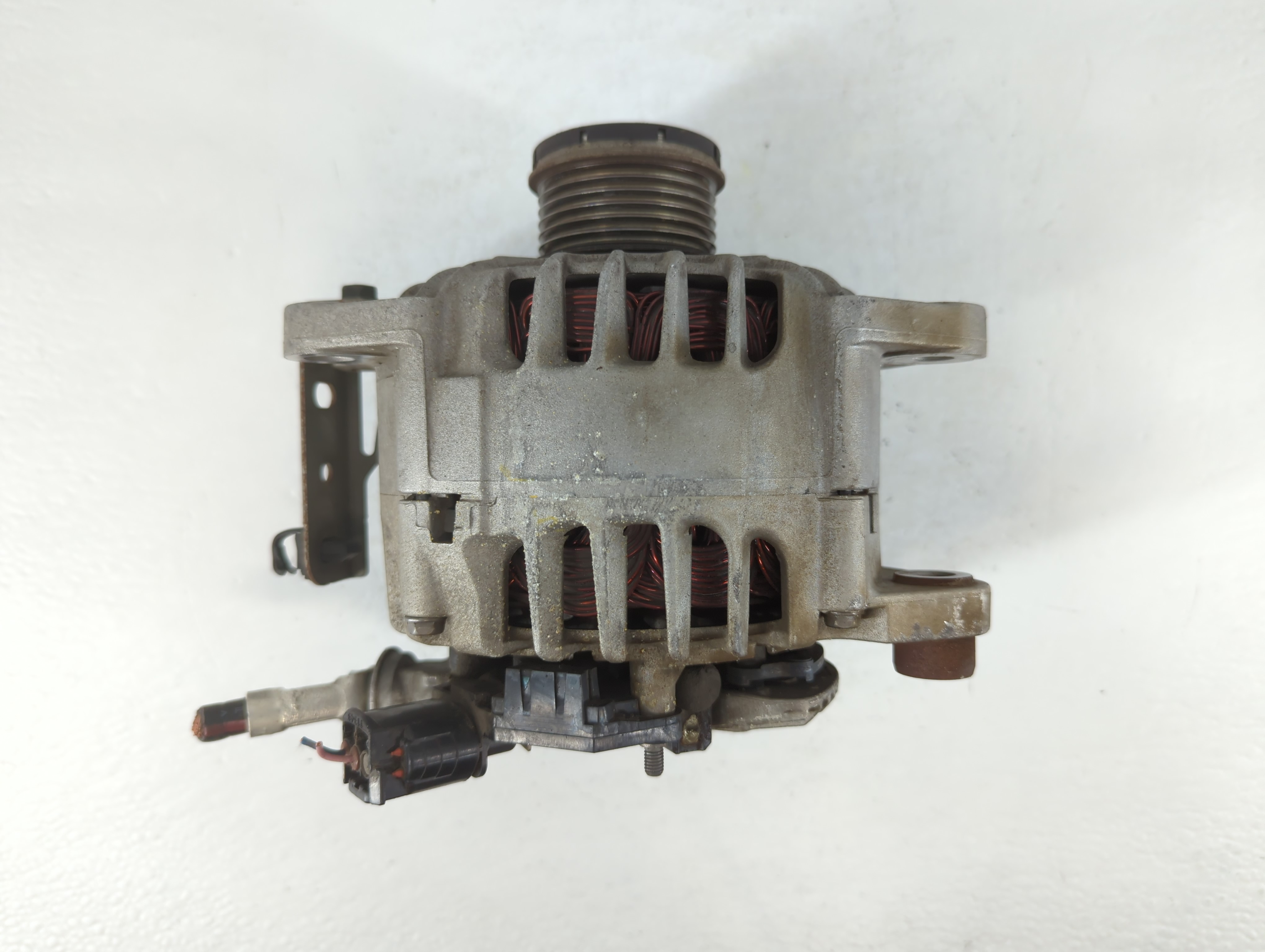 2011-2015 Nissan Rogue Alternator Generator Charging Assembly Engine Oem 765350 - Oemusedautoparts1.com