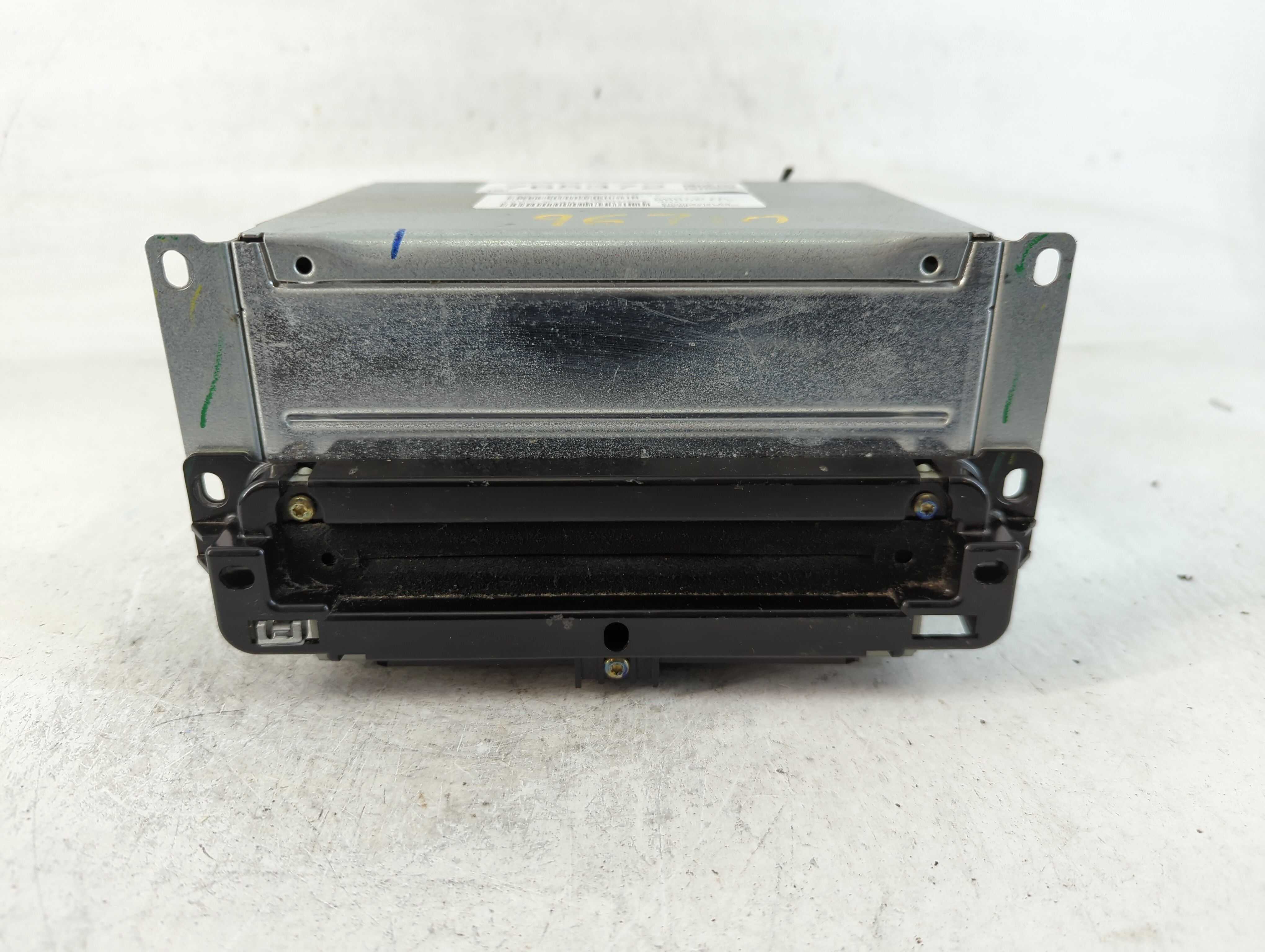 2011-2012 Dodge Journey Am Fm Cd Player Radio Receiver 765372 - Oemusedautoparts1.com