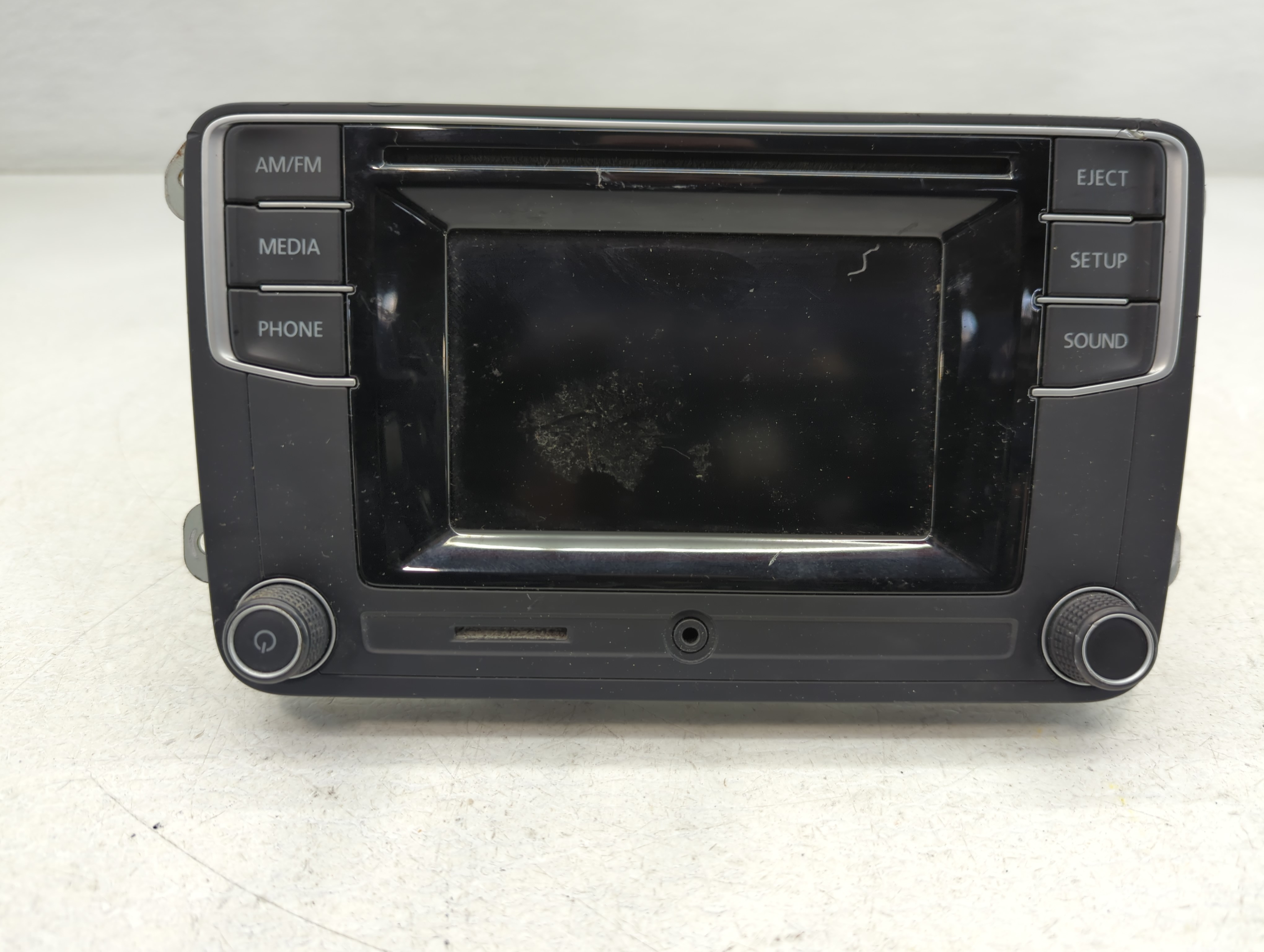 2009-2017 Volkswagen Tiguan Am Fm Cd Player Radio Receiver 765456 - Oemusedautoparts1.com