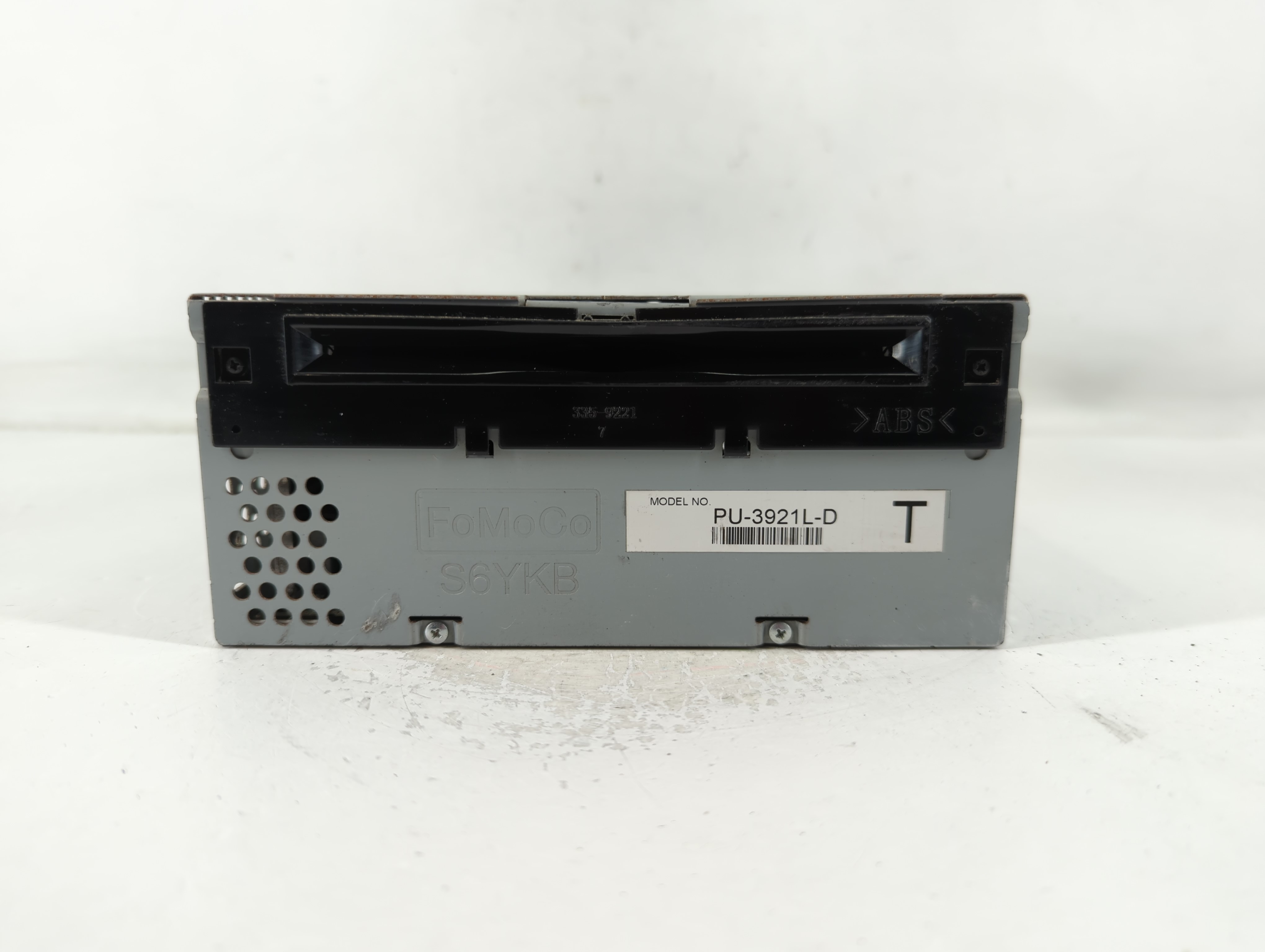 2016-2017 Ford Explorer Am Fm Cd Player Radio Receiver 765504 - Oemusedautoparts1.com