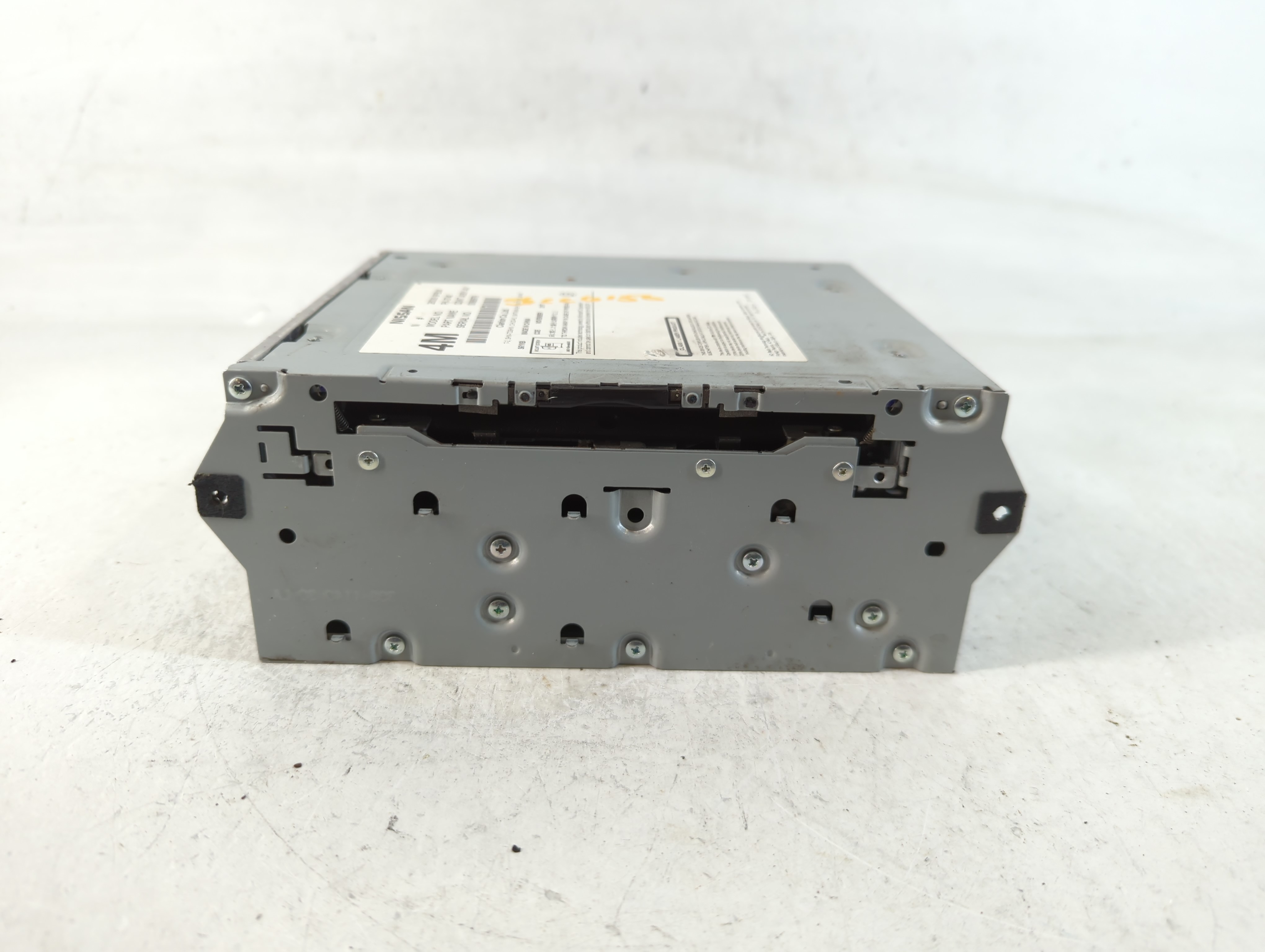 2017-2020 Infiniti Qx60 Am Fm Cd Player Radio Receiver 765508 - Oemusedautoparts1.com