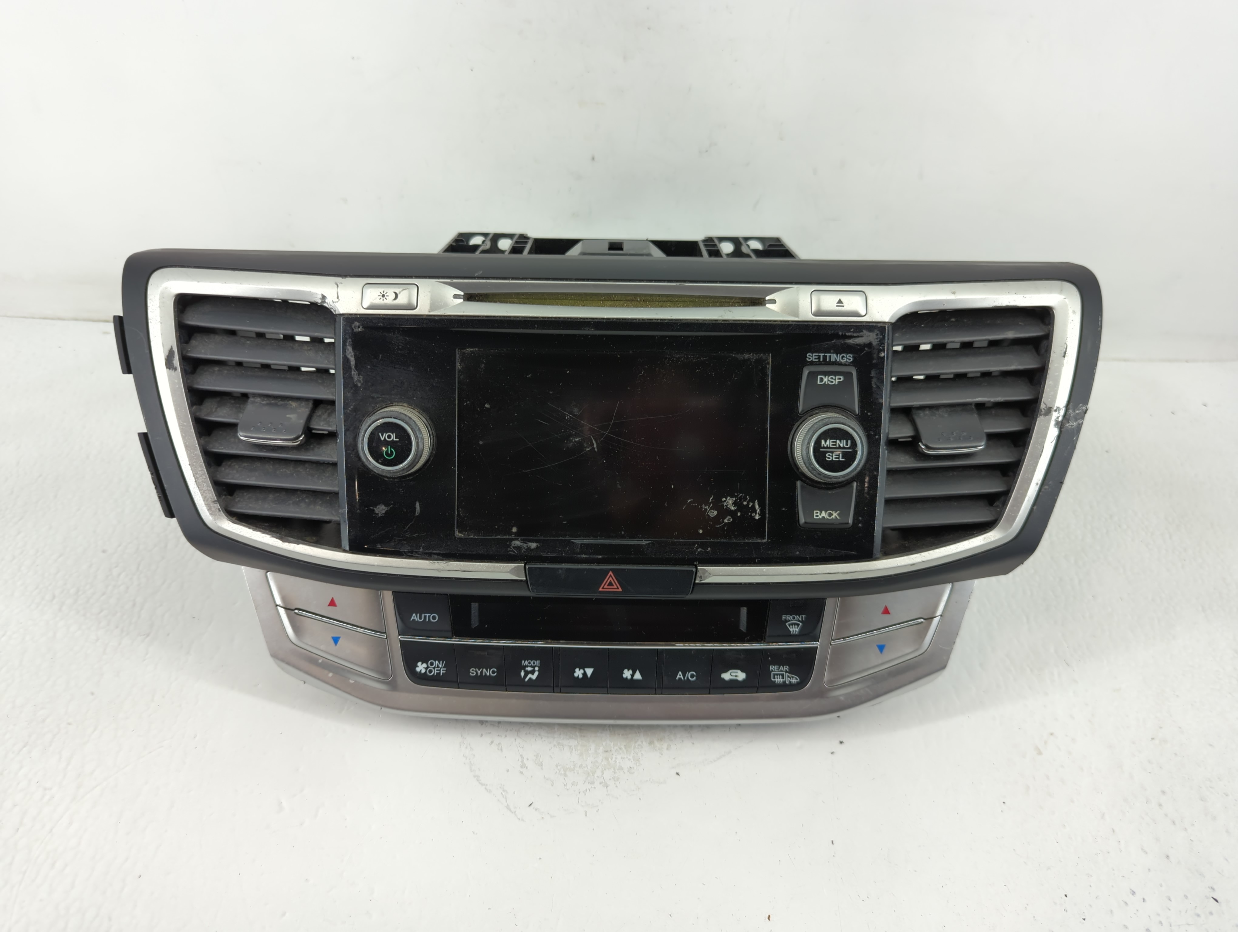 2013-2015 Honda Accord Am Fm Cd Player Radio Receiver 765723 - Oemusedautoparts1.com