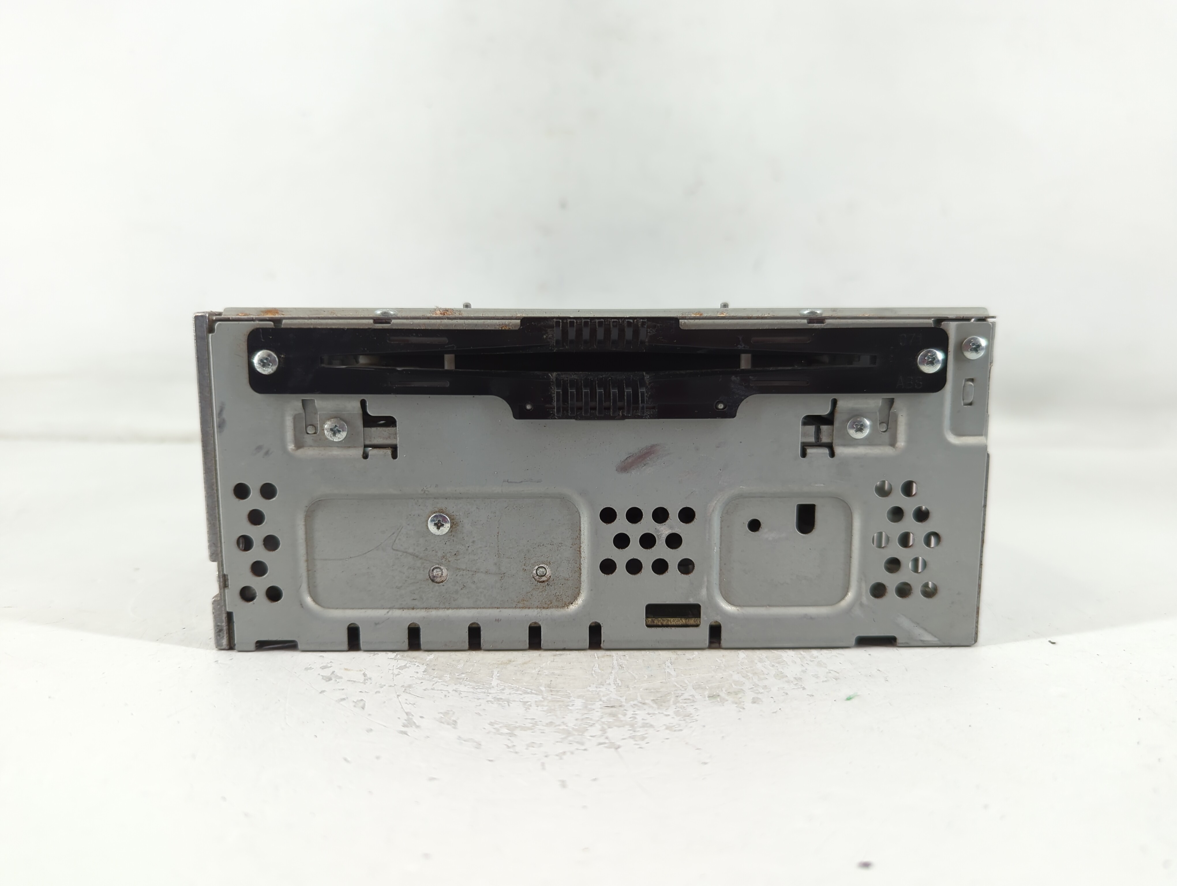 2013-2015 Ford Fusion Am Fm Cd Player Radio Receiver 765729 - Oemusedautoparts1.com