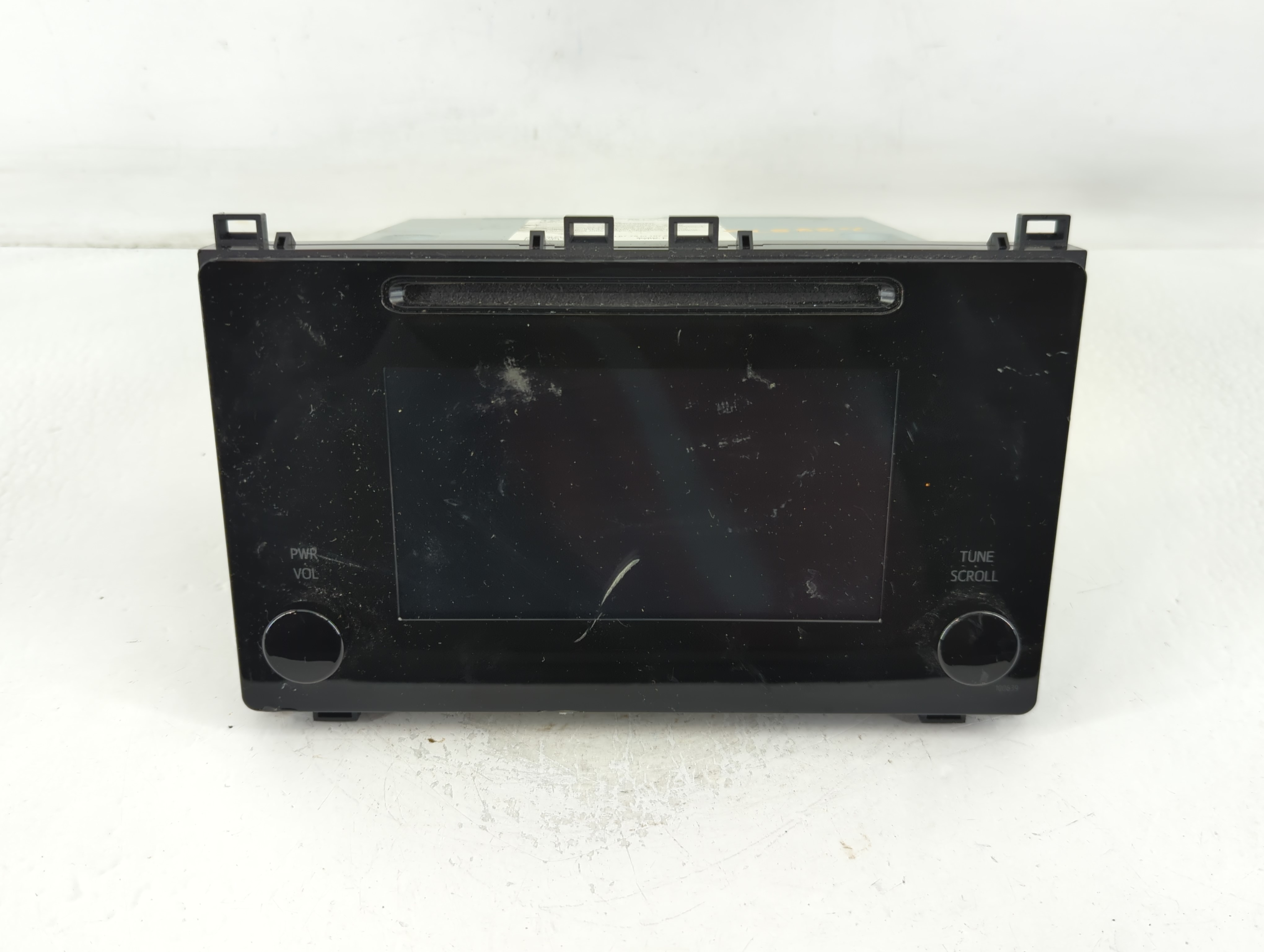 2017-2019 Toyota Corolla Am Fm Cd Player Radio Receiver 765804 - Oemusedautoparts1.com