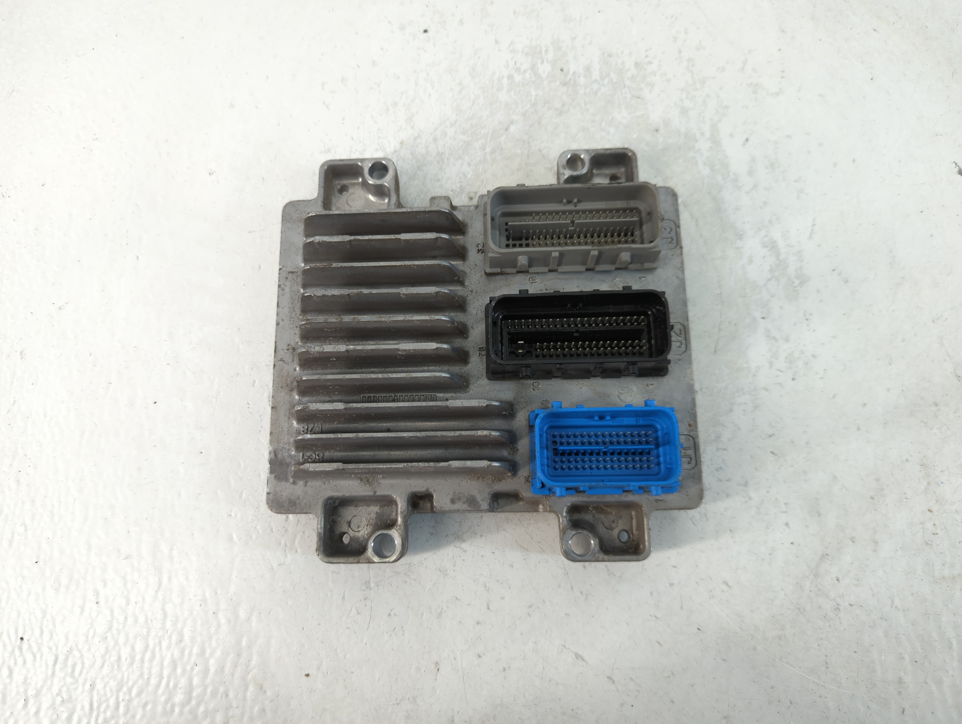 2012-2016 Chevrolet Sonic Engine Control Computer Ecu Pcm Ecm Pcu Oem 765831 - Oemusedautoparts1.com