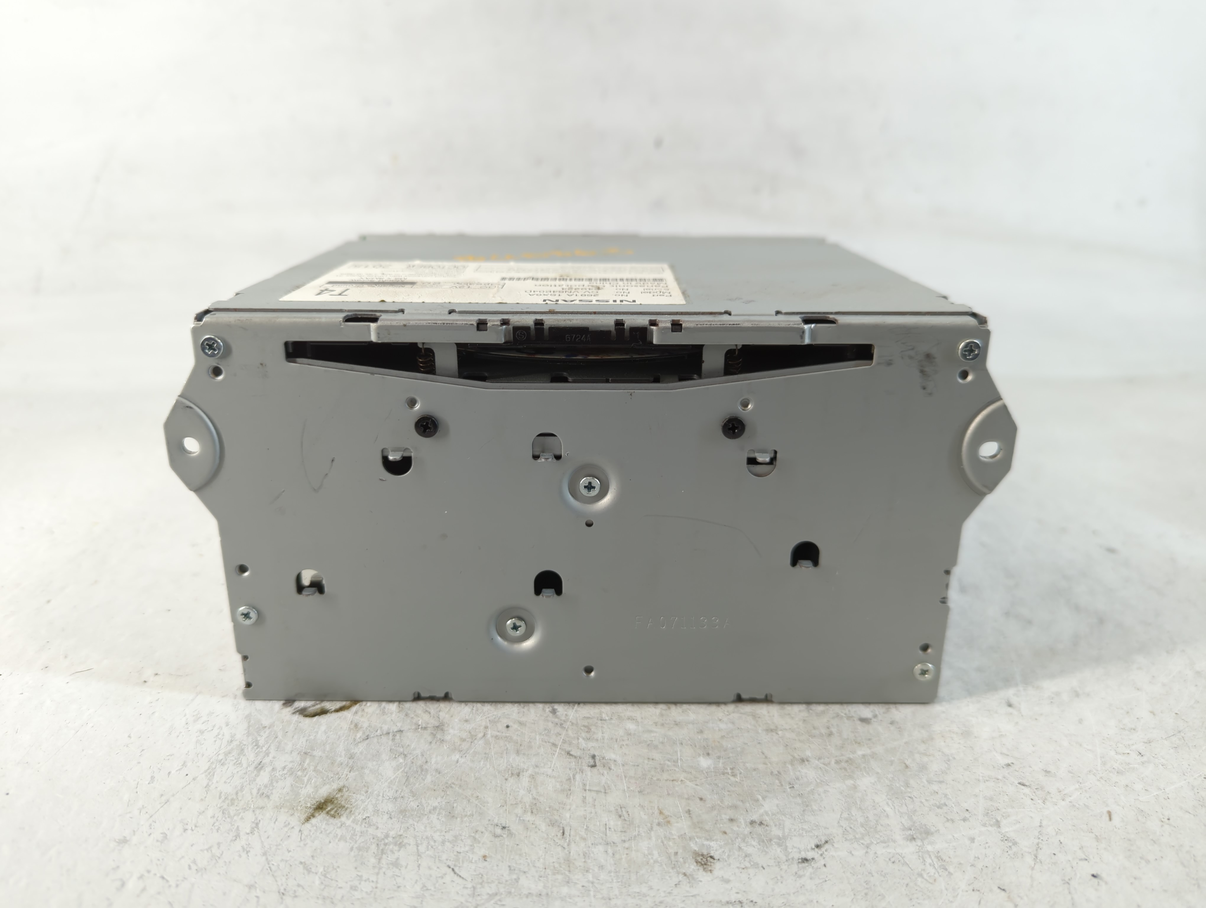 Picture of 2015-2016 Nissan Pathfinder Am Fm Cd Player Radio Receiver 765857
