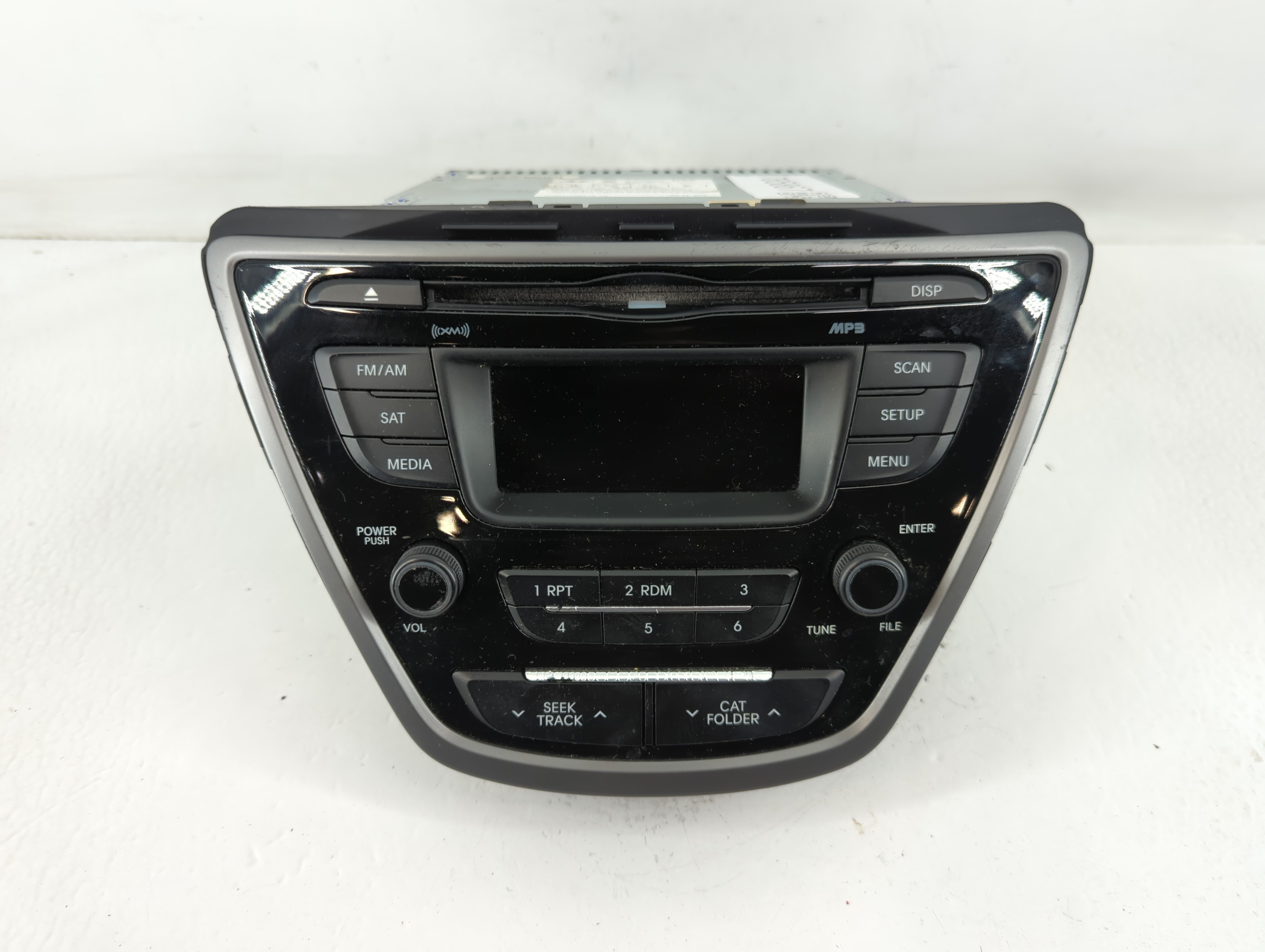 2014-2016 Hyundai Elantra Am Fm Cd Player Radio Receiver 765867 - Oemusedautoparts1.com