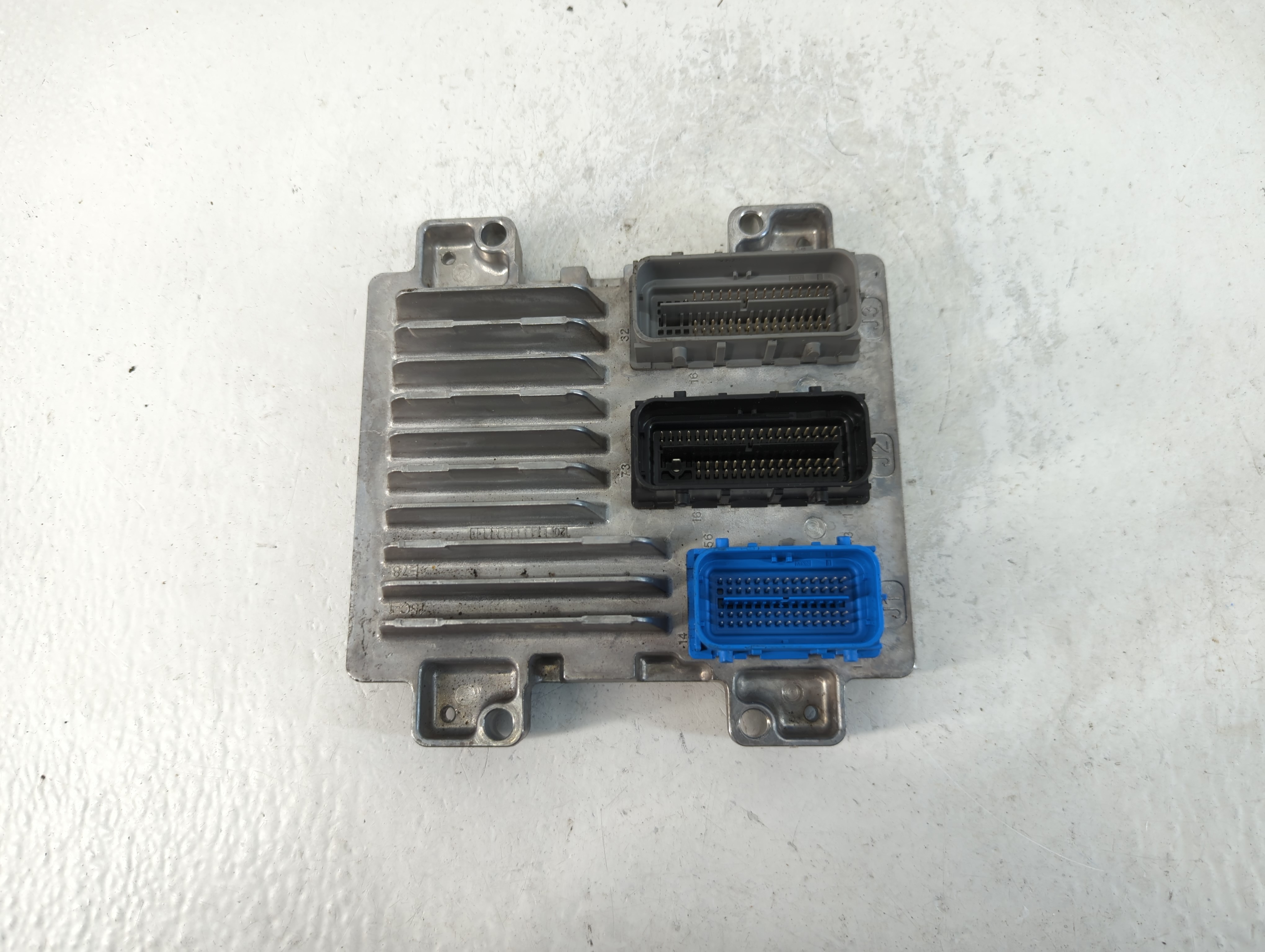 2017-2019 Chevrolet Sonic Engine Control Computer Ecu Pcm Ecm Pcu Oem 765946 - Oemusedautoparts1.com