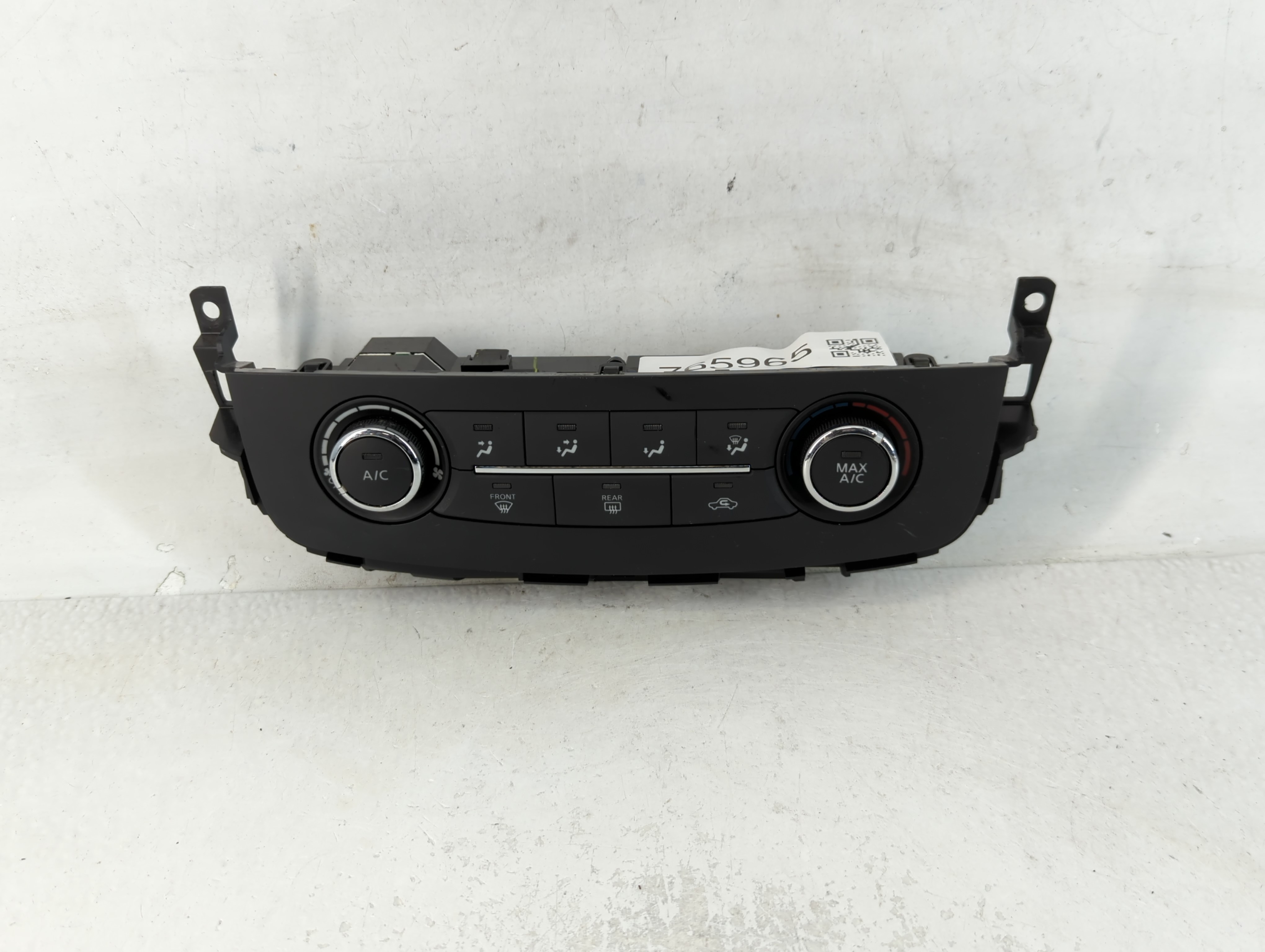 2016-2018 Nissan Altima Ac Heater Climate Control 275109hs0a 765965 - Oemusedautoparts1.com