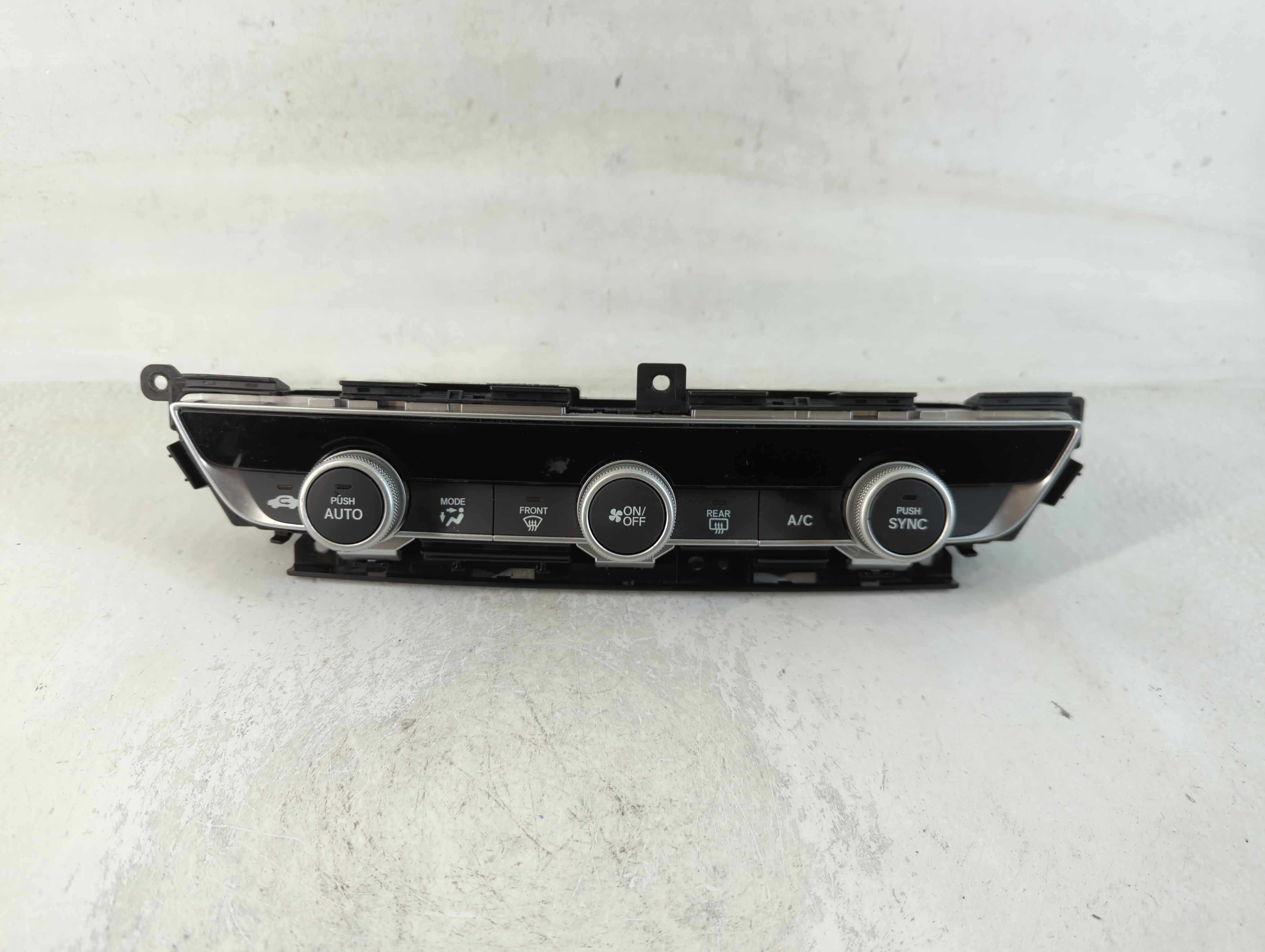 Picture of 2018-2020 Honda Accord Ac Heater Climate Control Temperature Oem 765981