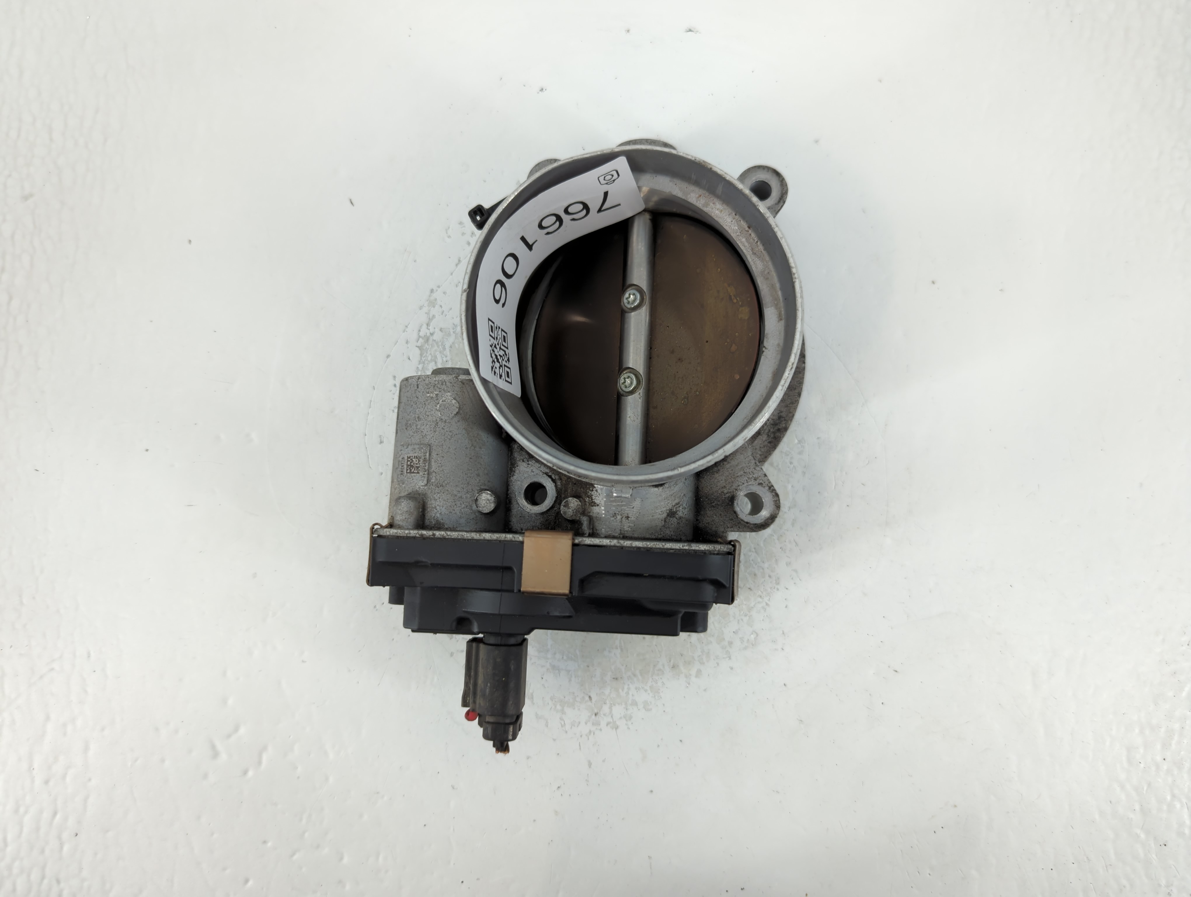 Gmc Yukon Xl Throttle Body 766106 - Oemusedautoparts1.com