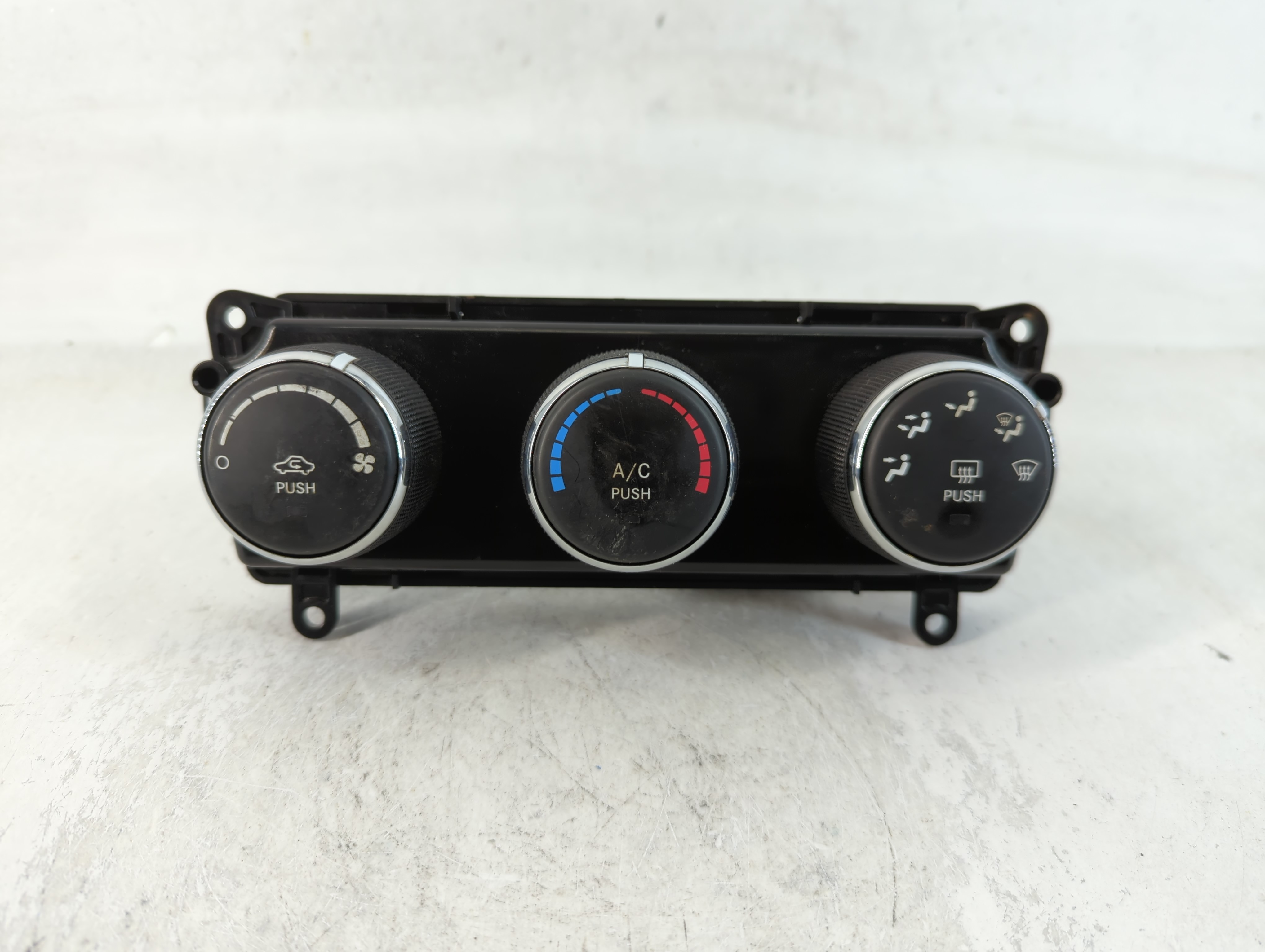 2011-2017 Jeep Patriot Ac Heater Climate Control P55111278af 766120 - Oemusedautoparts1.com