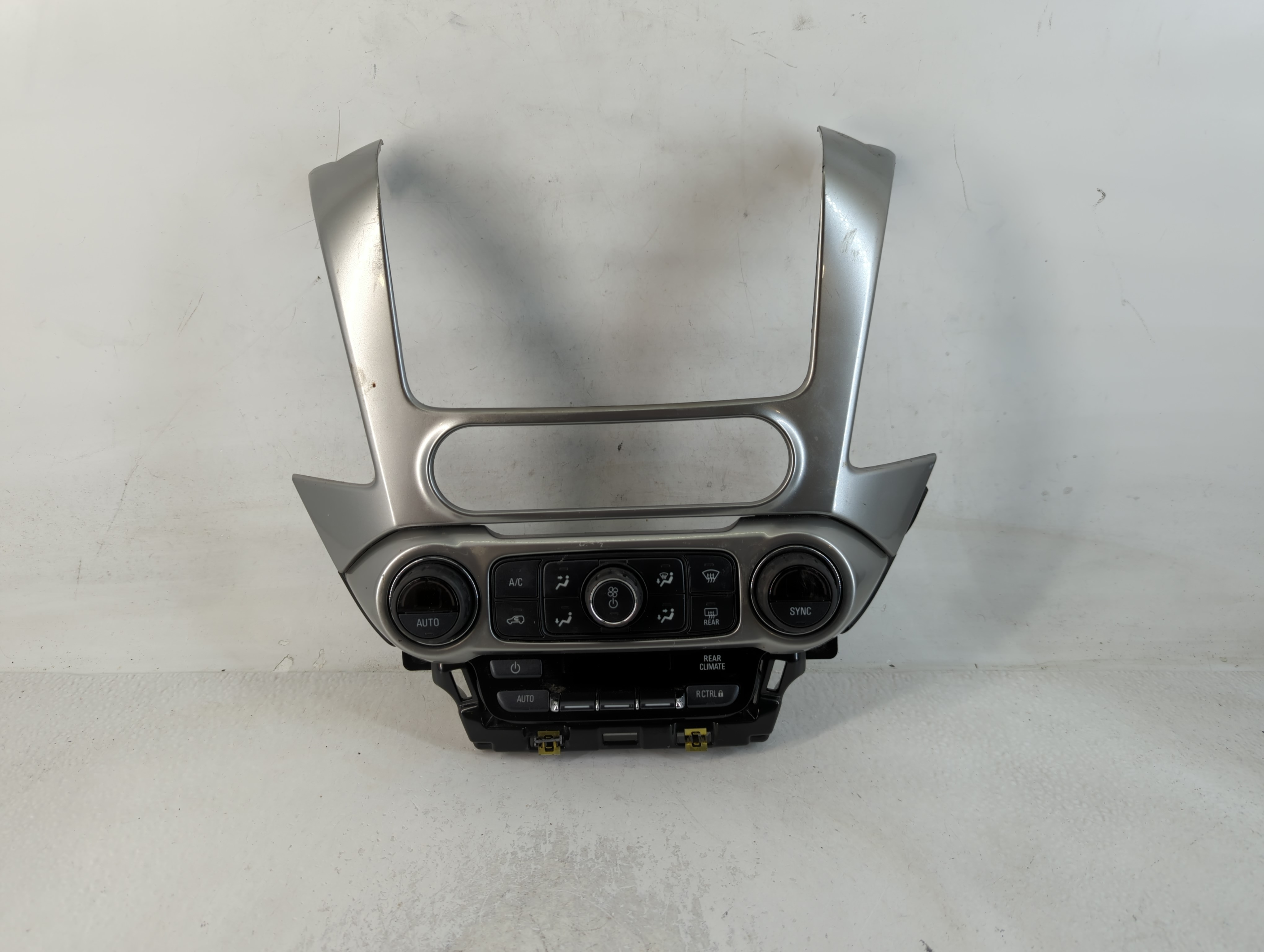 Picture of Chevrolet Suburban 1500 Ac Heater Climate Control 84258727 766163