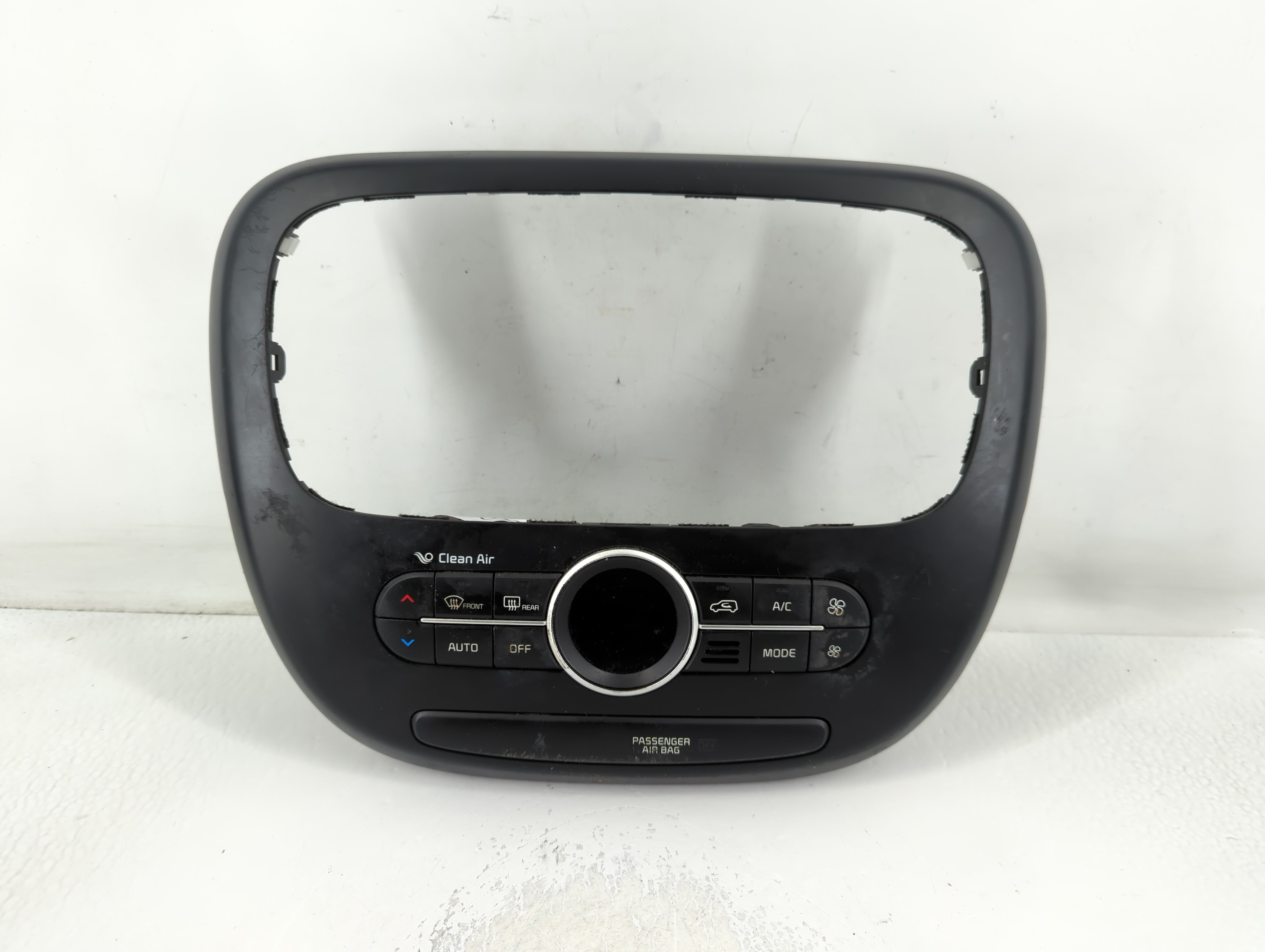 2017-2019 Kia Soul Ac Heater Climate Control 97250-b2dq1ca 766379 - Oemusedautoparts1.com