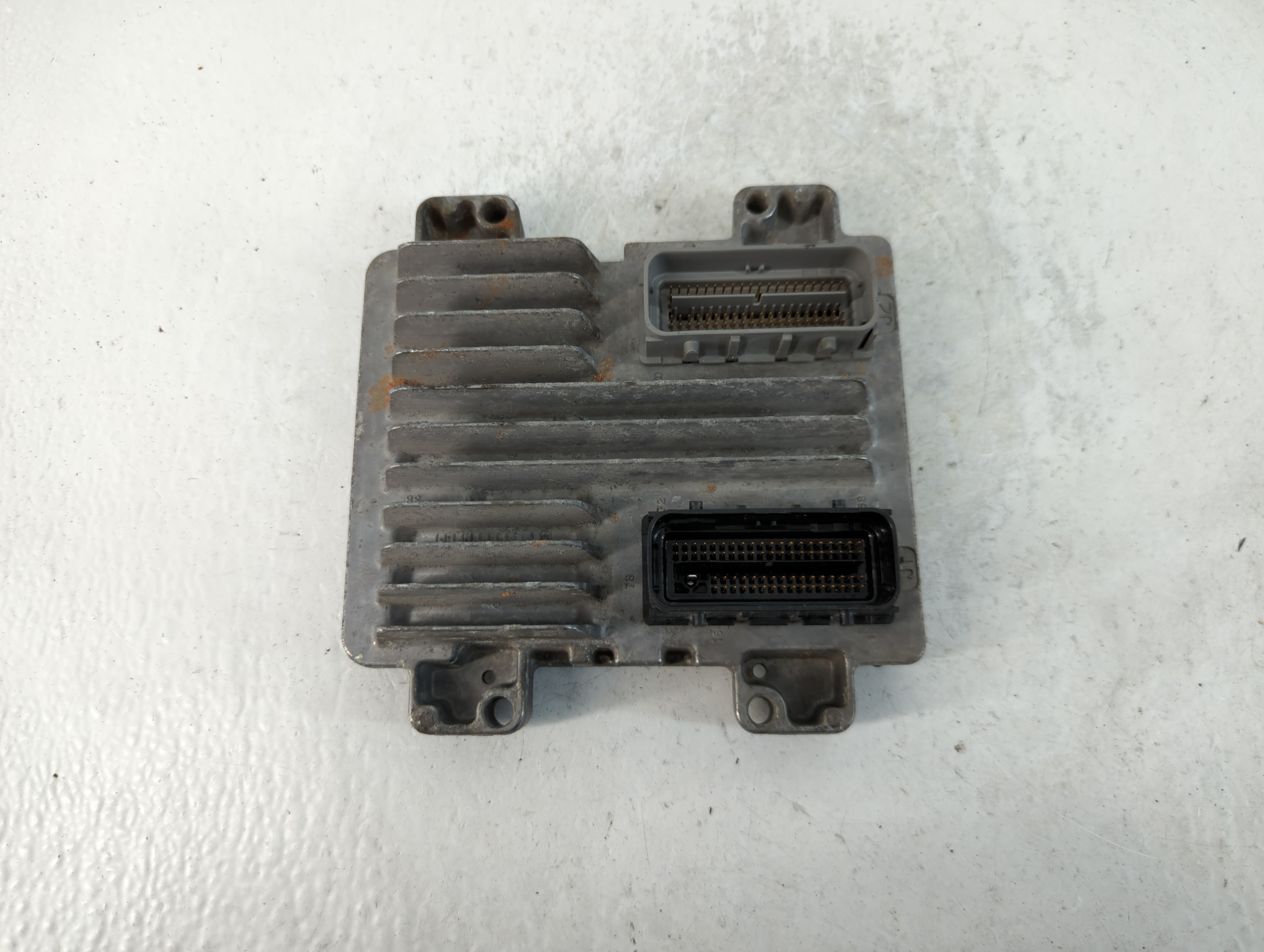 2010 Chevrolet Silverado 1500 Engine Control Computer Ecu Pcm Ecm Pcu Oem 766442 - Oemusedautoparts1.com
