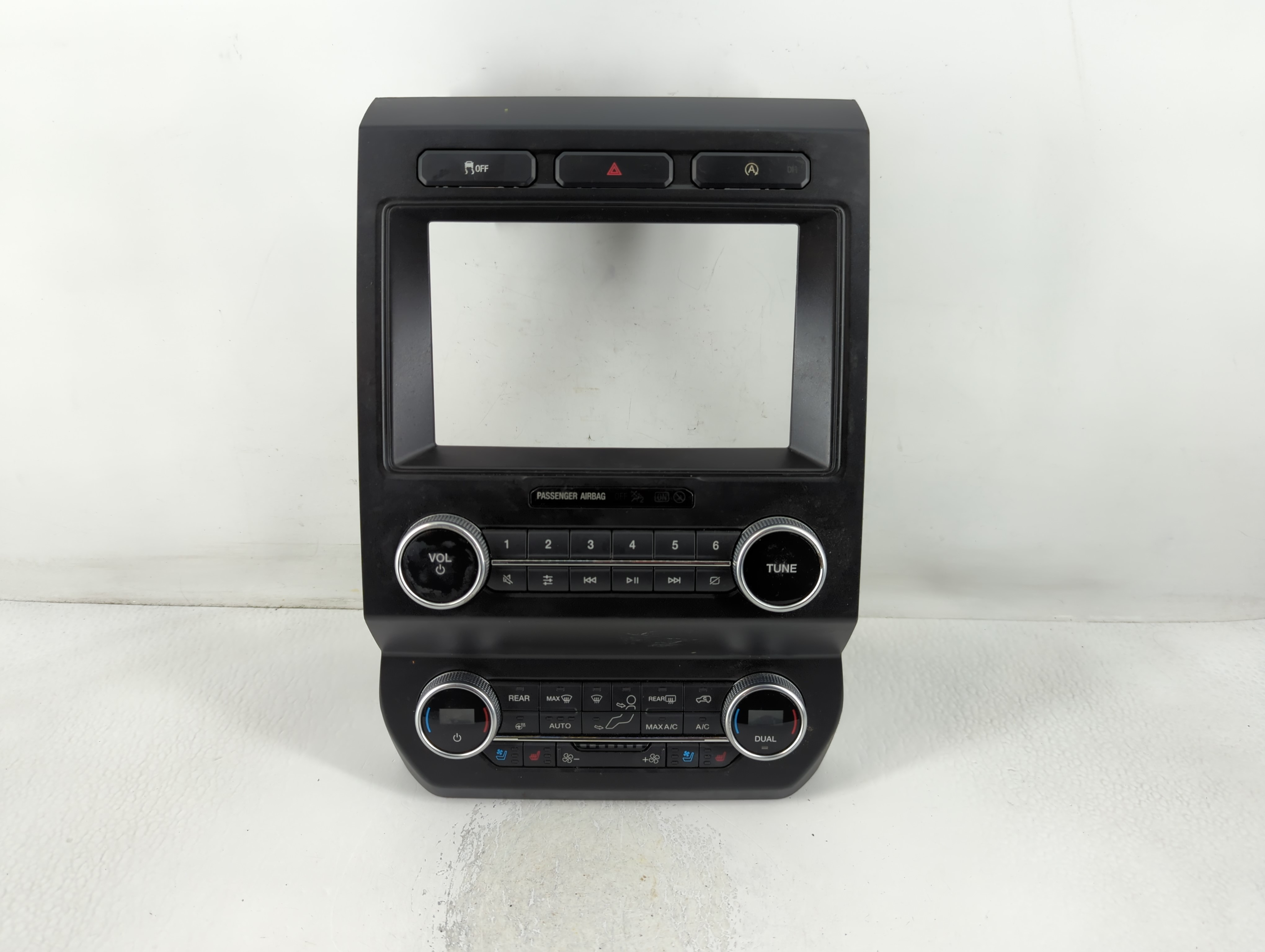 2019-2019 Ford Expedition Radio Control Panel 766483 - Oemusedautoparts1.com