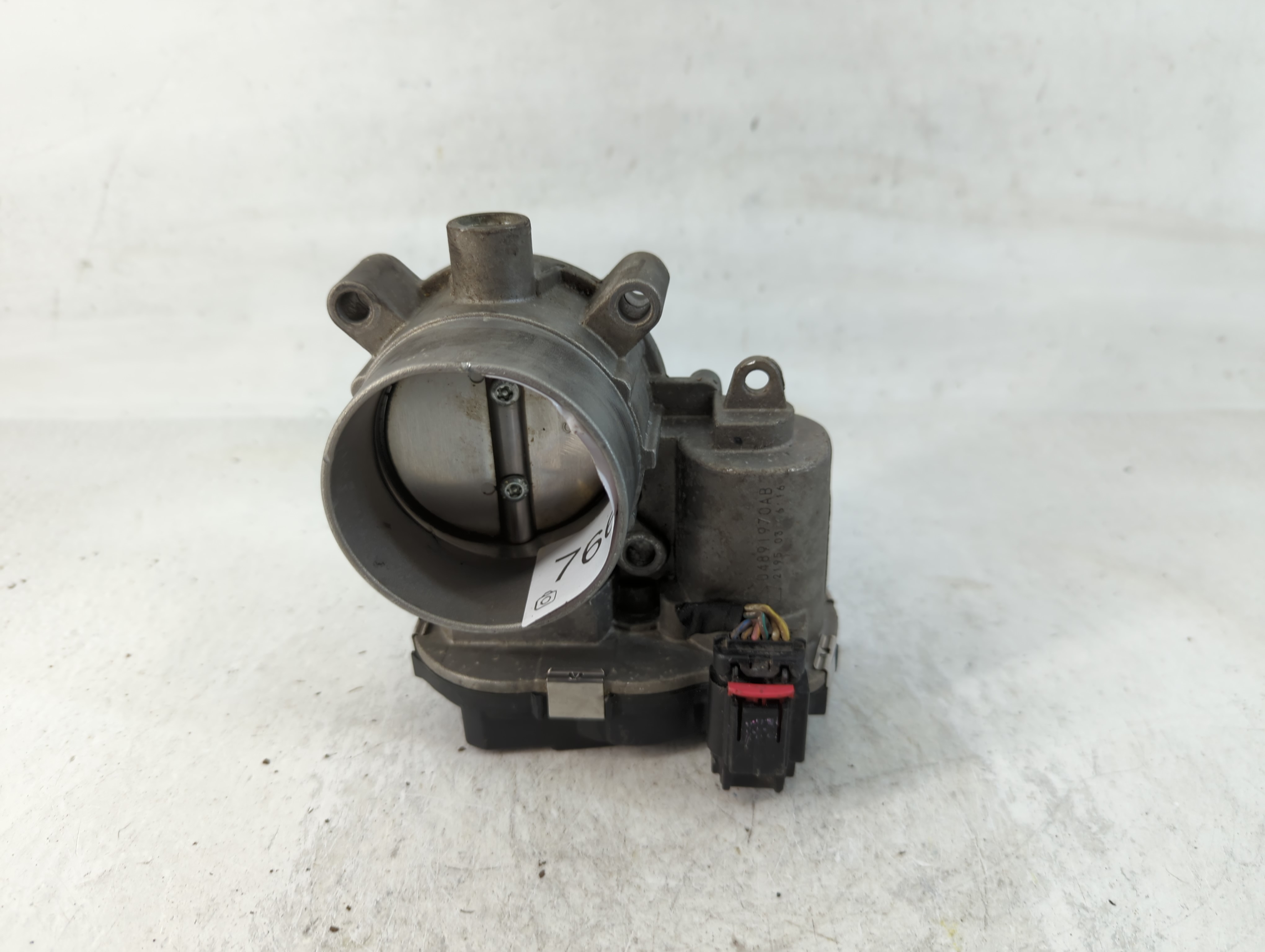 2015-2017 Chrysler 200 Throttle Body 766856 - Oemusedautoparts1.com