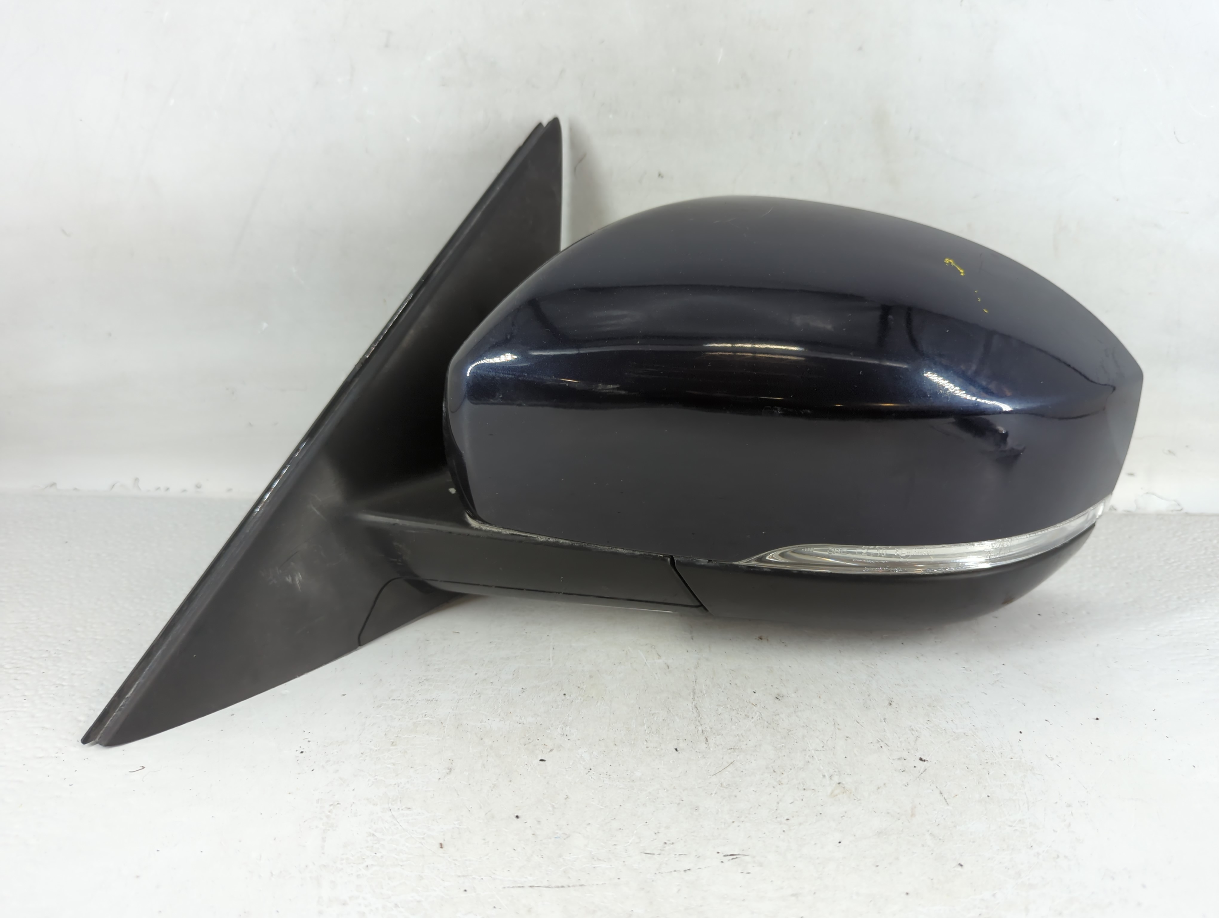 Picture of Nissan Rogue Sport Driver Left Side View Power Door Mirror Black 766926