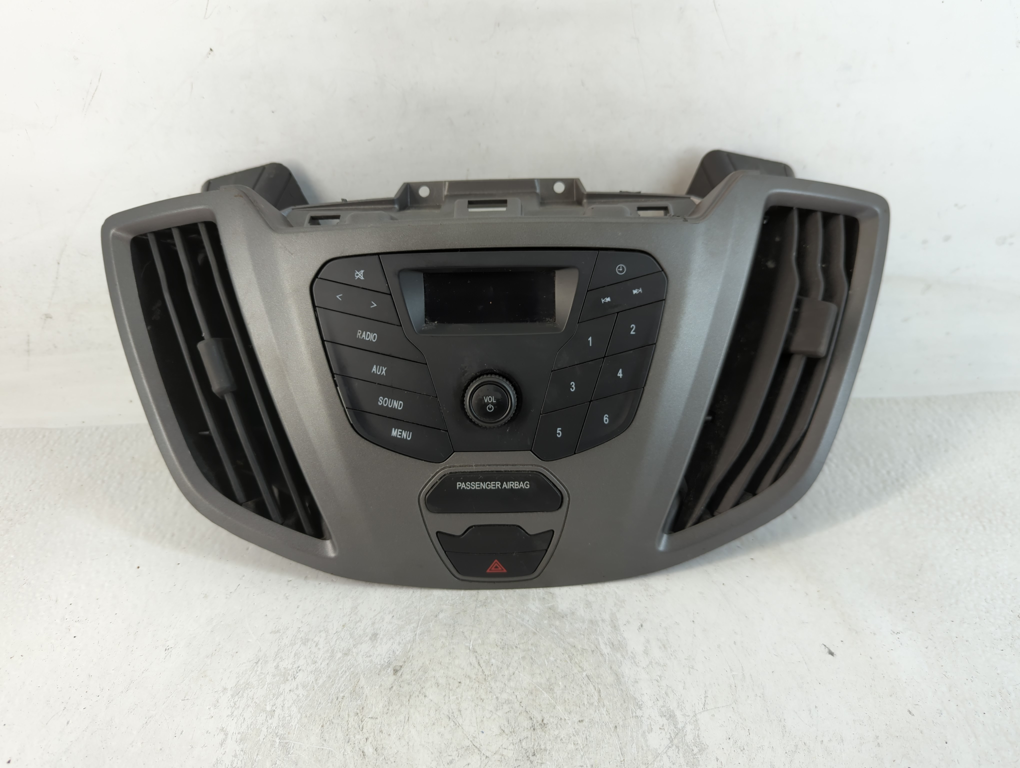 2016-2019 Ford Transit-250 Am Fm Cd Player Radio Receiver 767056 - Oemusedautoparts1.com