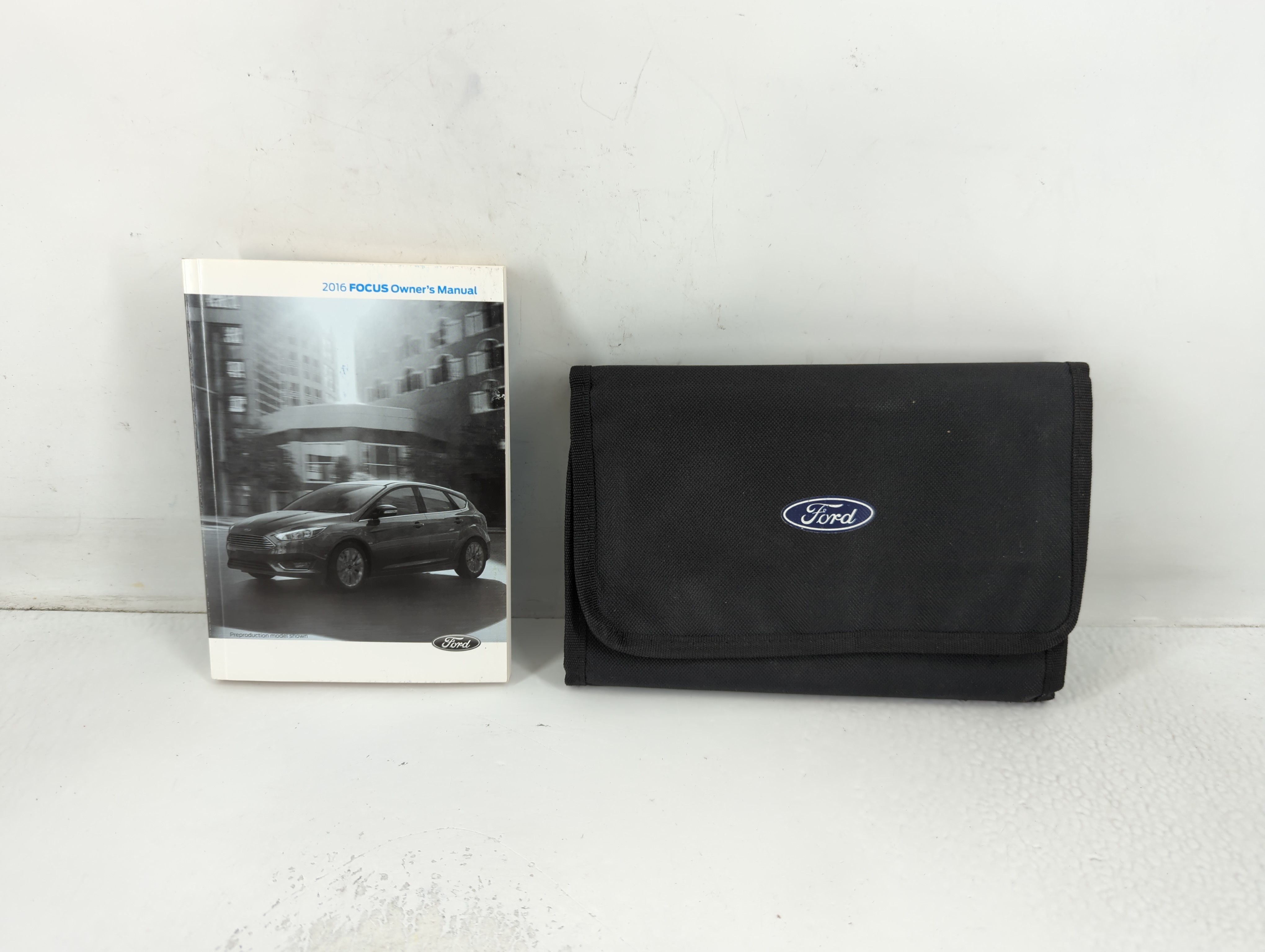 2016 Ford Focus Owners Manual Book Guide 767068 - Oemusedautoparts1.com