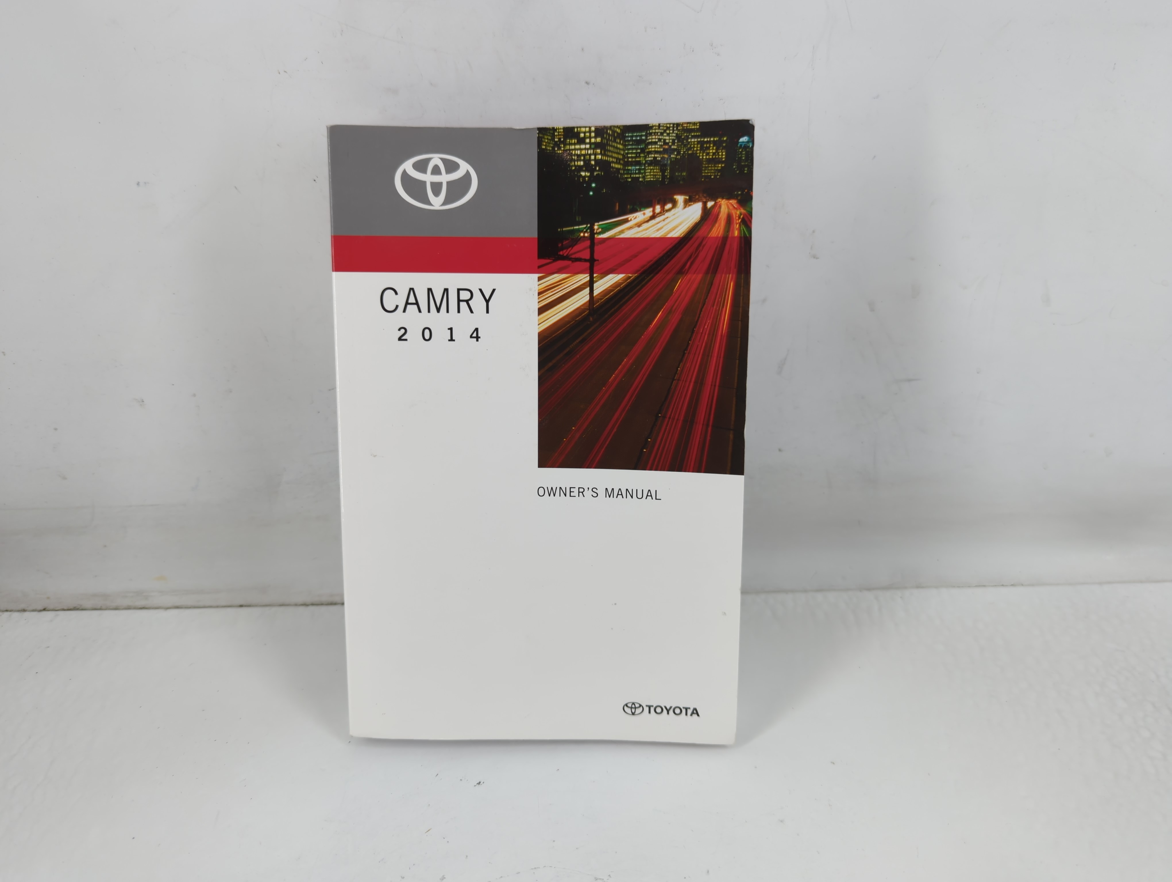 Picture of 2014 Toyota Camry Owners Manual Book Guide 767076