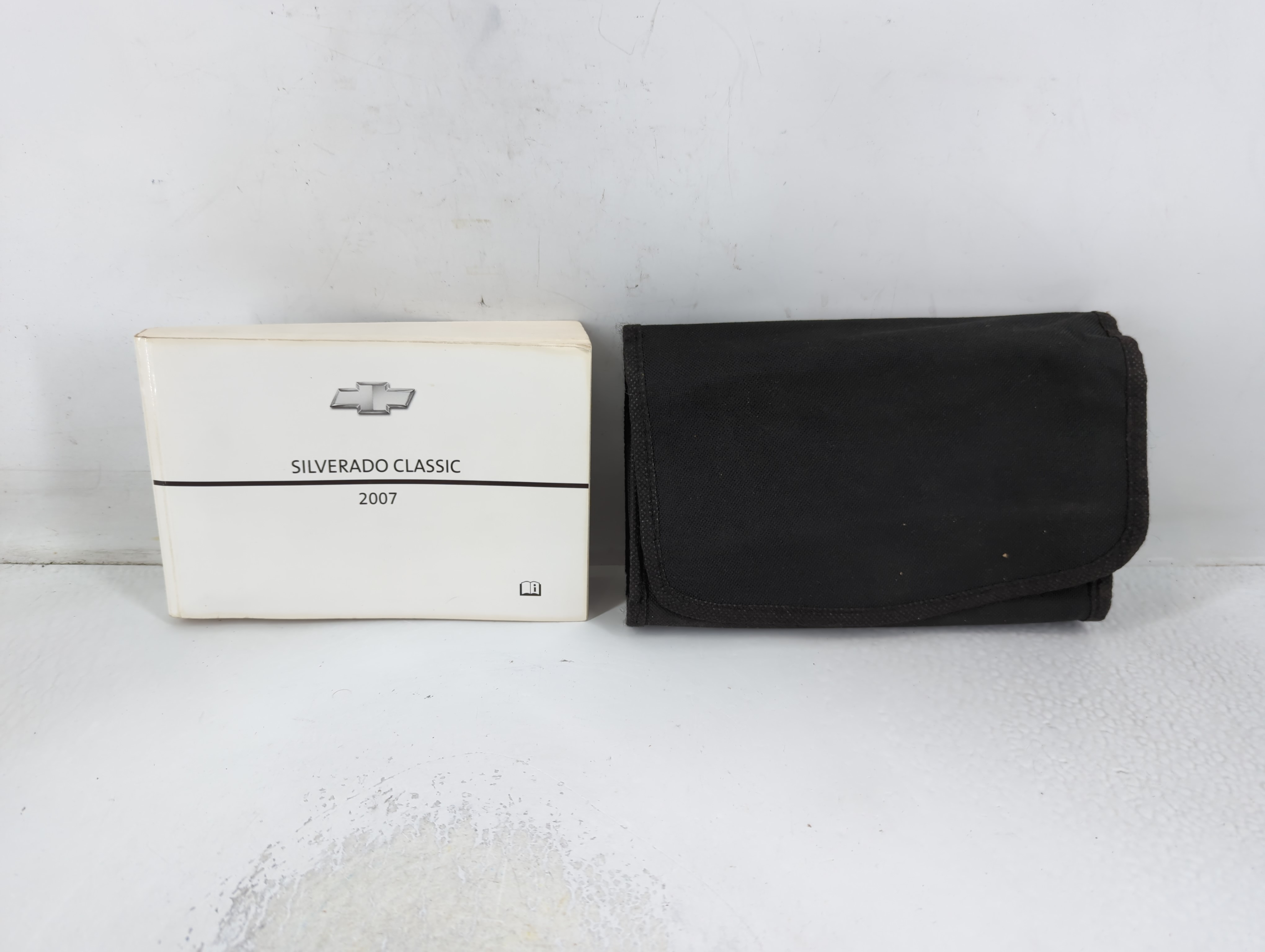 2007 Chevrolet Silverado Owners Manual Book Guide 767097 - Oemusedautoparts1.com