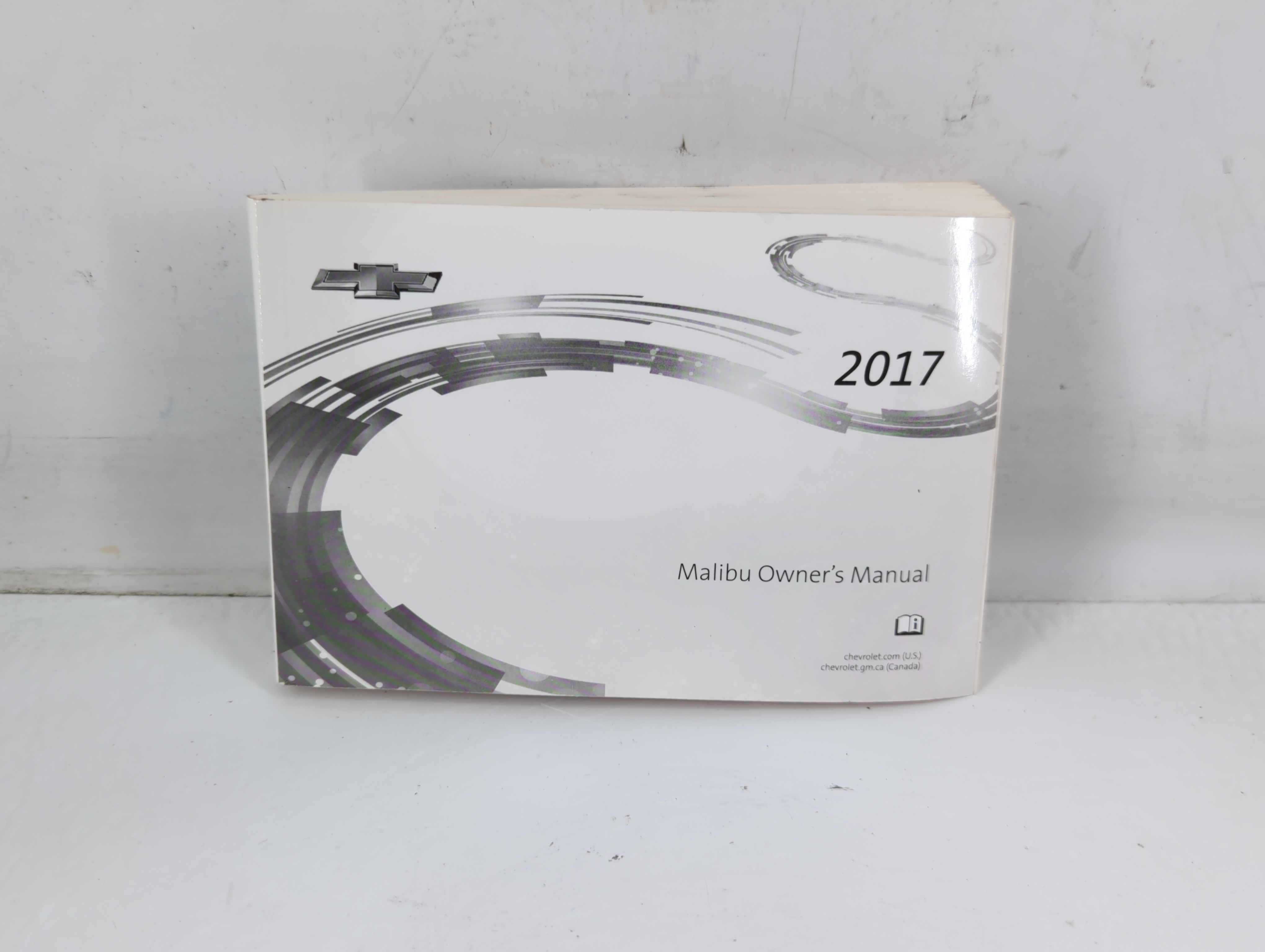 Picture of 2017 Chevrolet Malibu Owners Manual Book Guide 767109