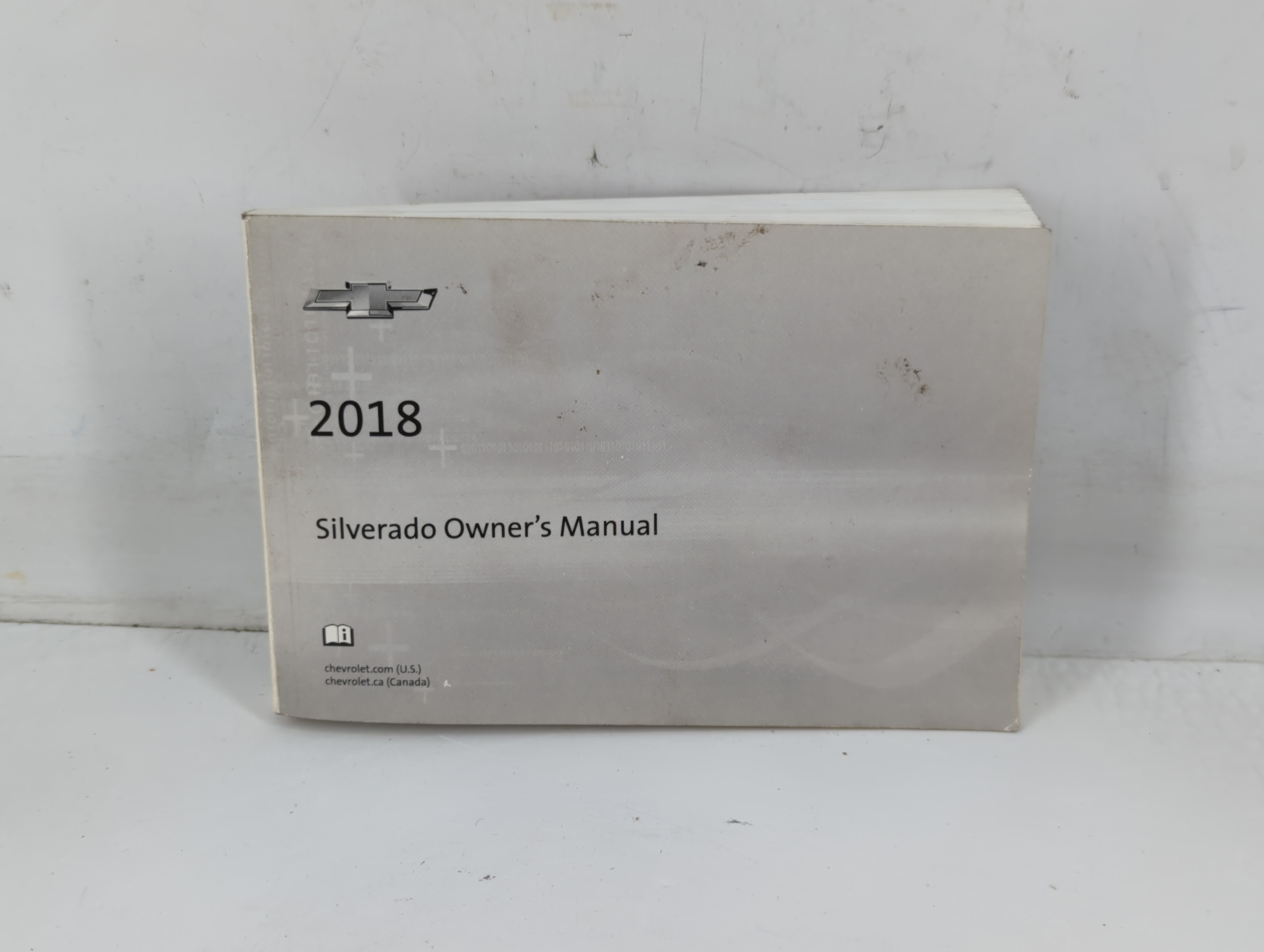 2018 Chevrolet Silverado Owners Manual Book Guide 767160 - Oemusedautoparts1.com