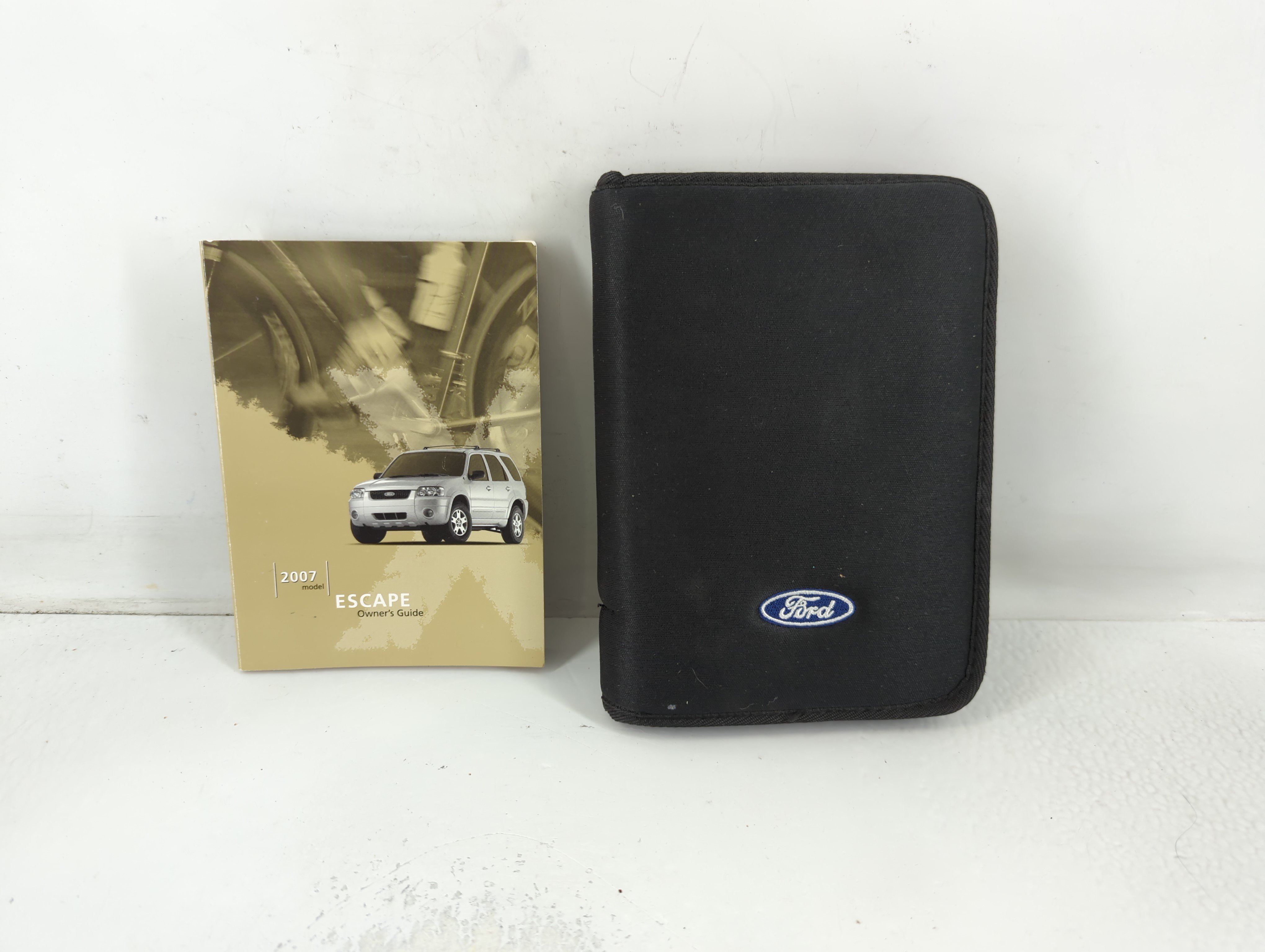 Picture of 2007 Ford Escape Owners Manual Book Guide 767214