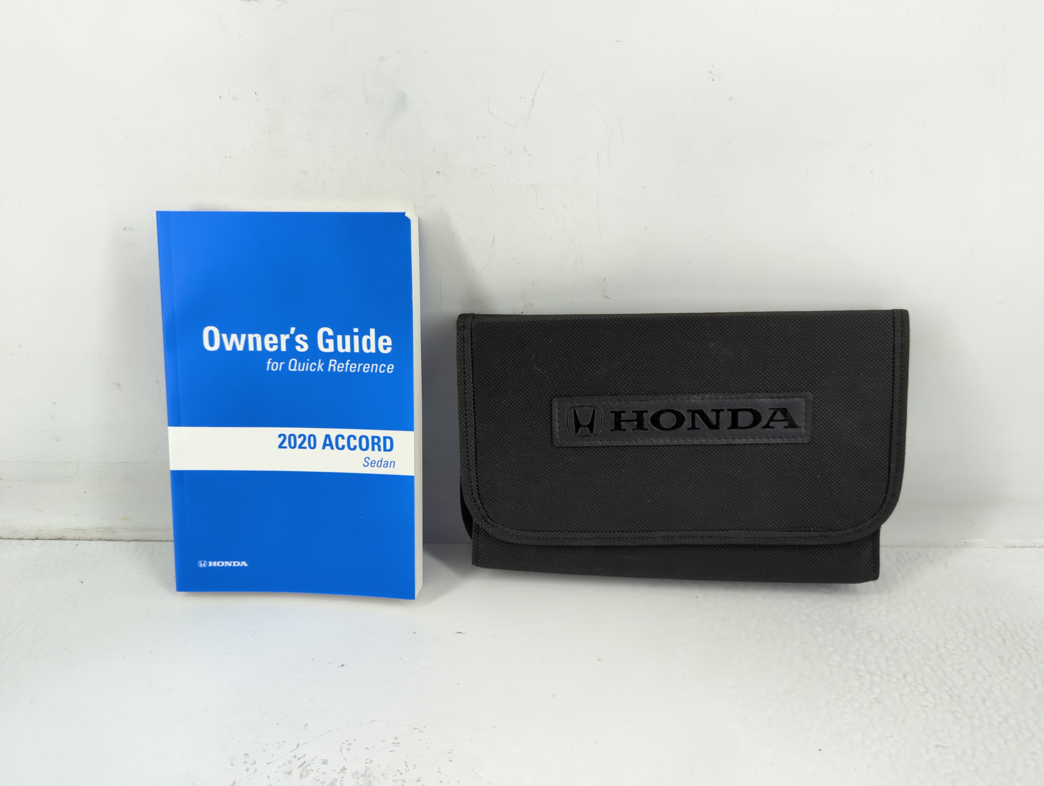 Picture of 2020 Honda Accord Owners Manual Book Guide 767261