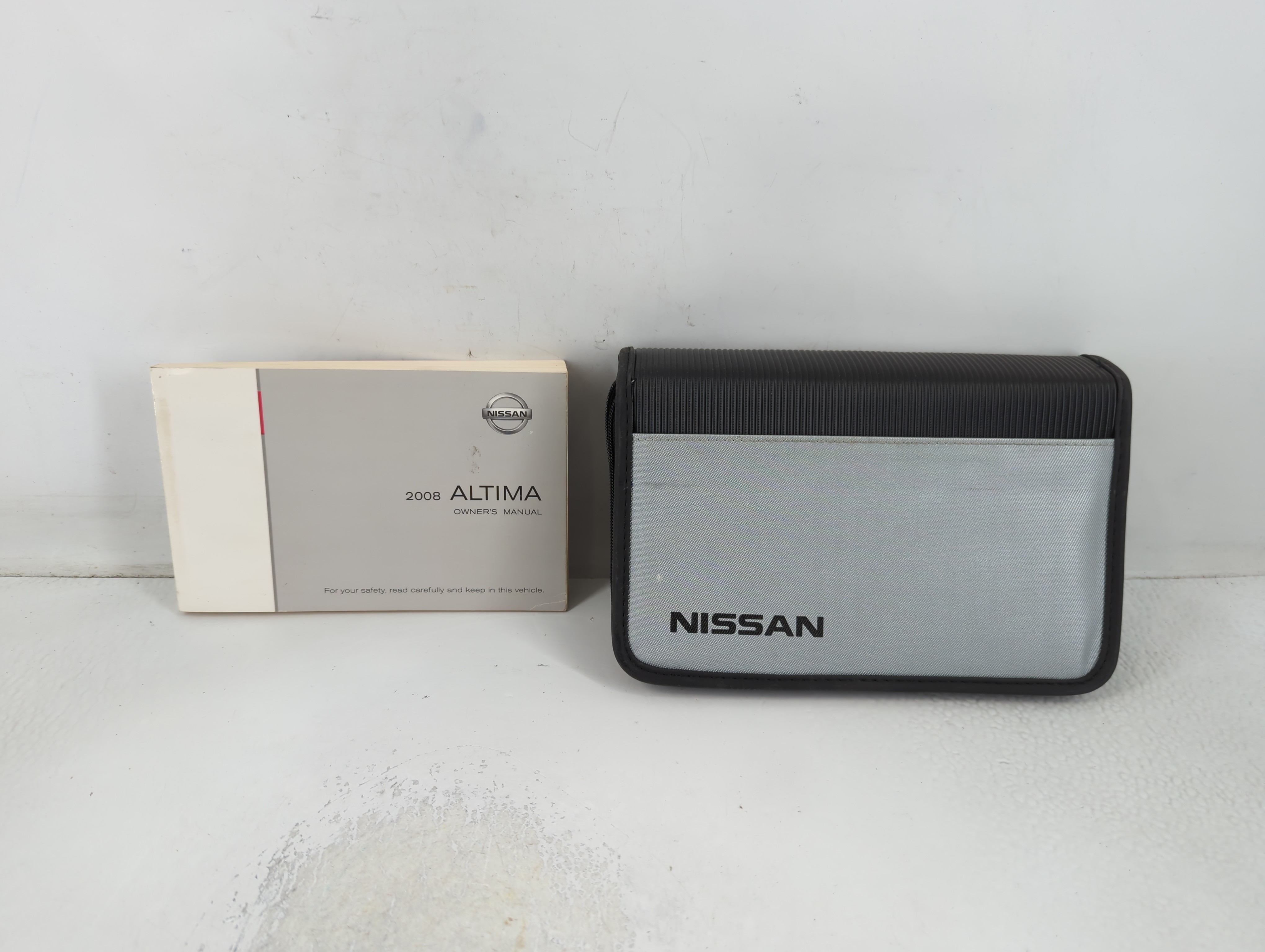 Picture of 2008 Nissan Altima Owners Manual Book Guide 767269