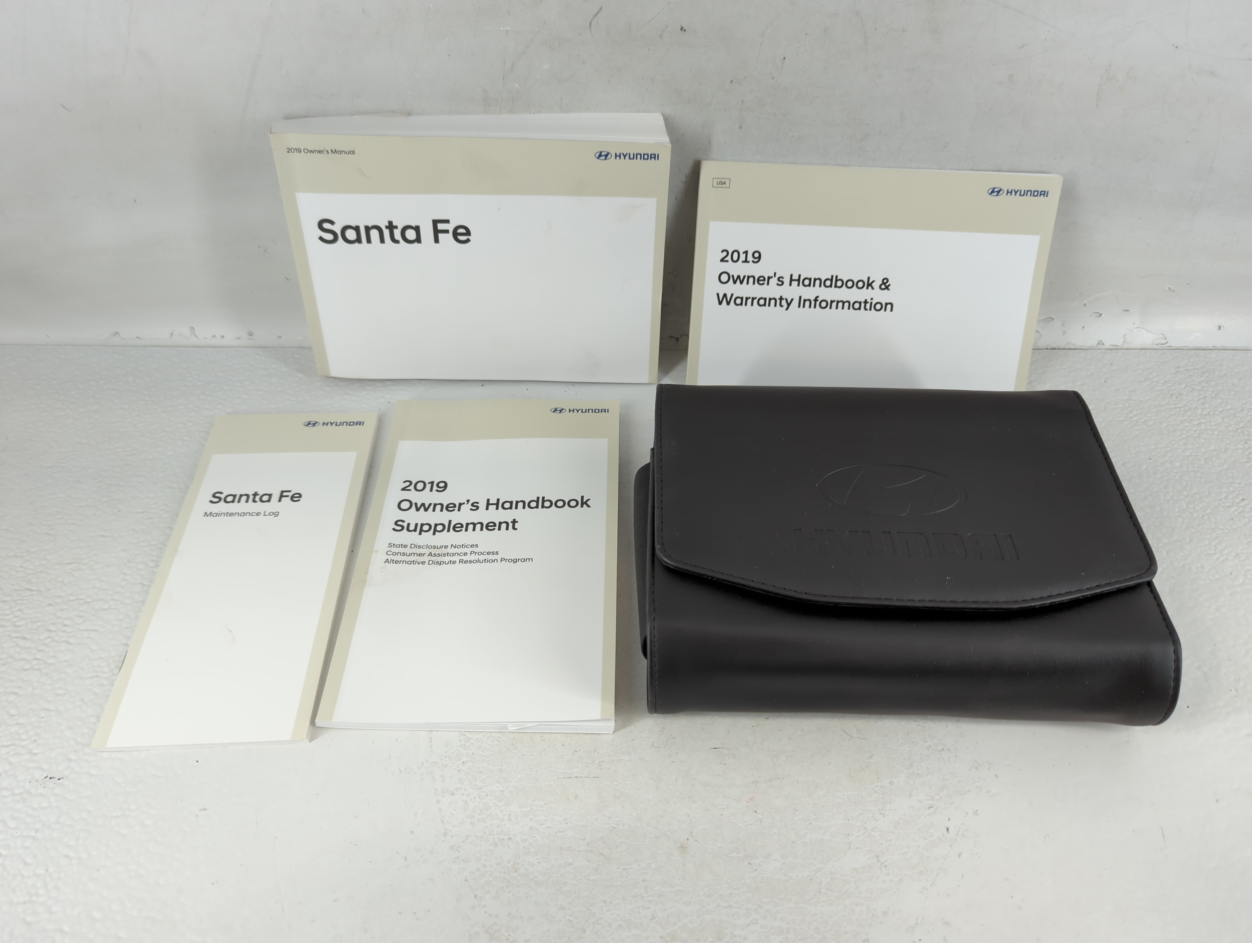 2019 Hyundai Santa Fe Owners Manual Book Guide 767290 - Oemusedautoparts1.com
