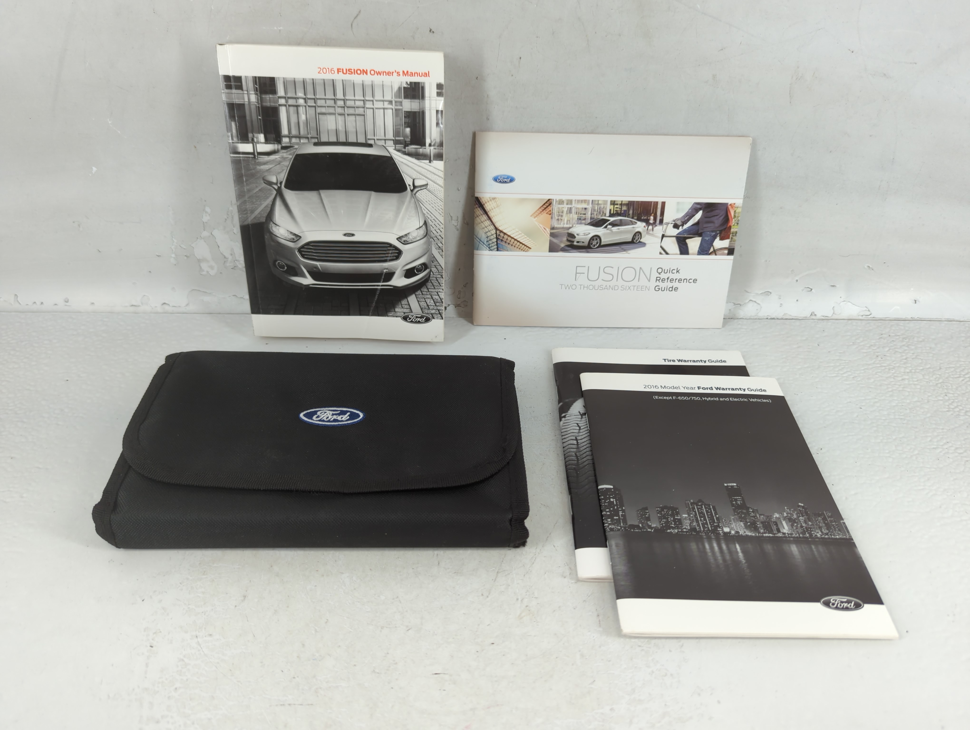 2016 Ford Fusion Owners Manual Book Guide 767329 - Oemusedautoparts1.com