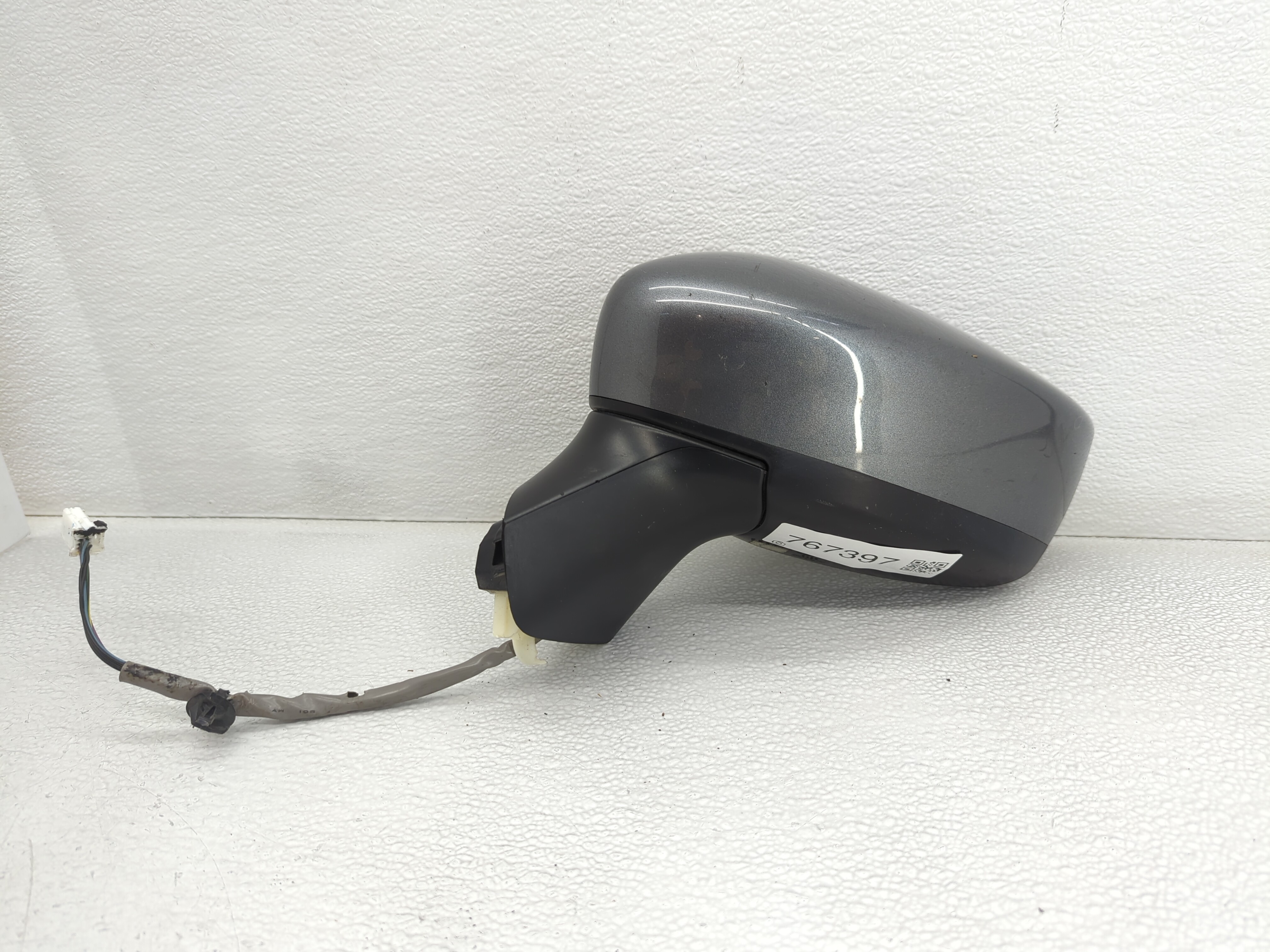 Picture of 2022-2022 Nissan Versa Driver Left Side View Power Door Mirror Grey 767397
