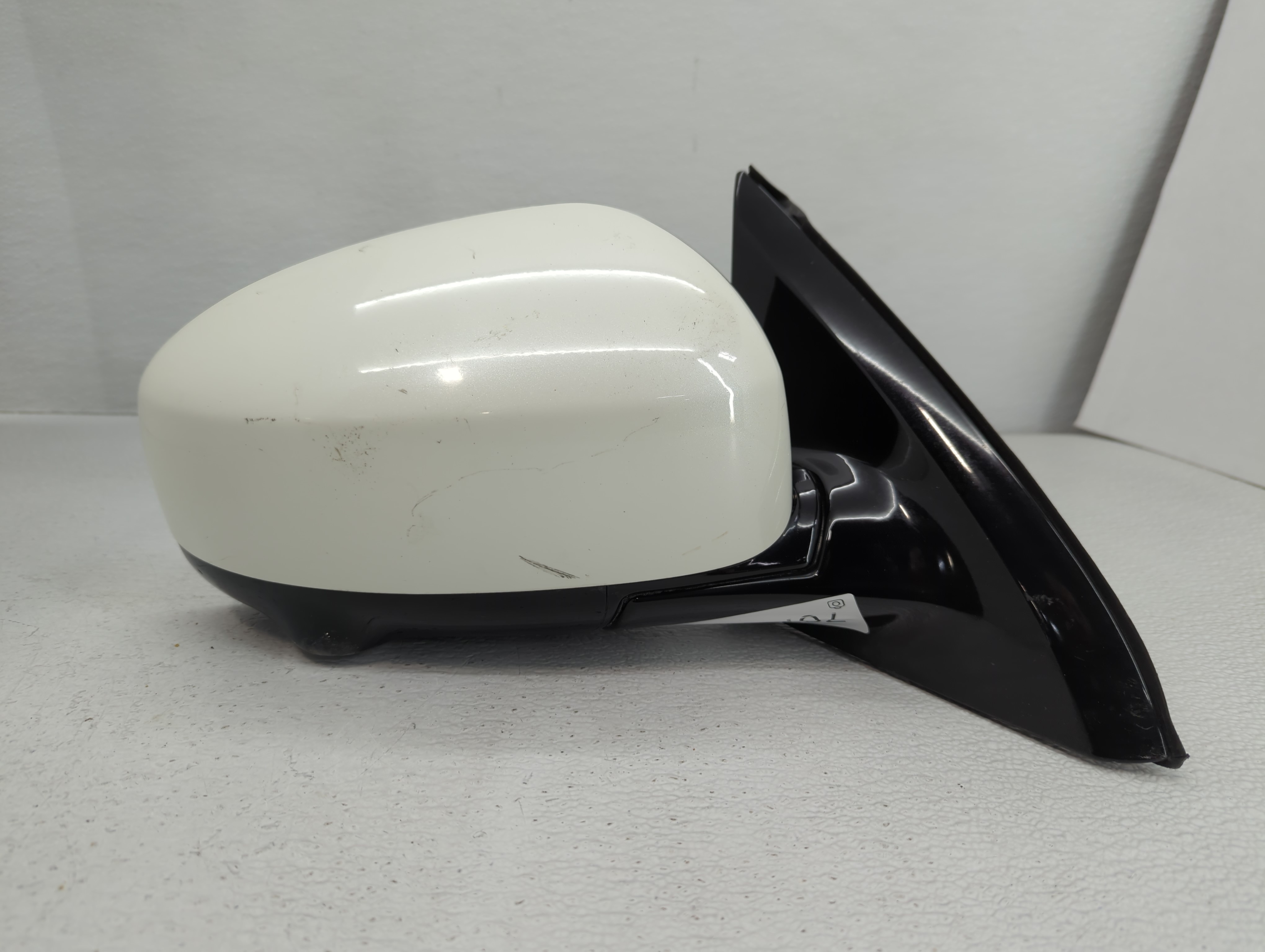 2014-2015 Infiniti Qx60 Passenger Right Side View Power Door Mirror White 767417 - Oemusedautoparts1.com