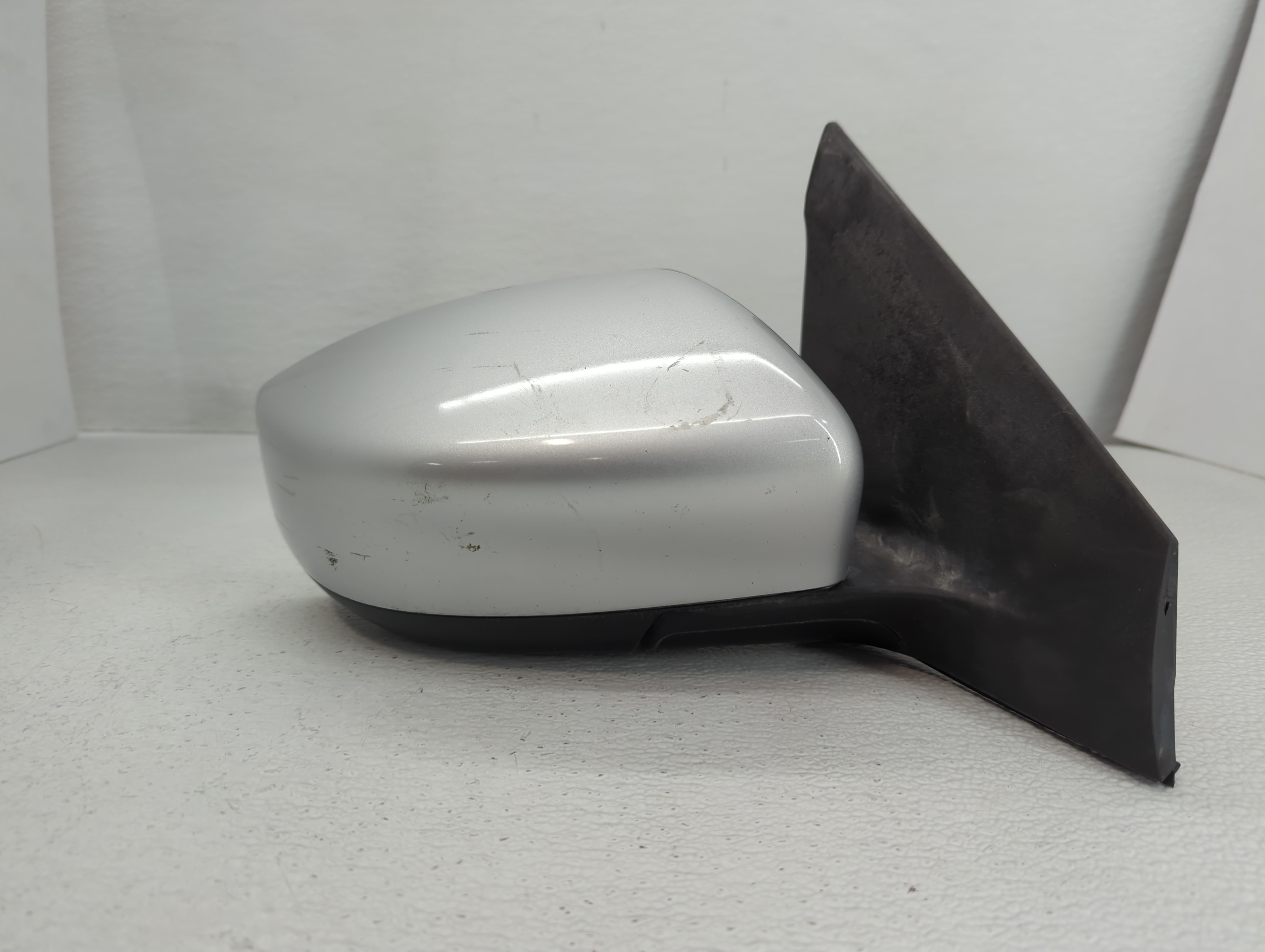 Picture of 2016-2019 Nissan Sentra Passenger Right Side View Power Door Mirror 767445