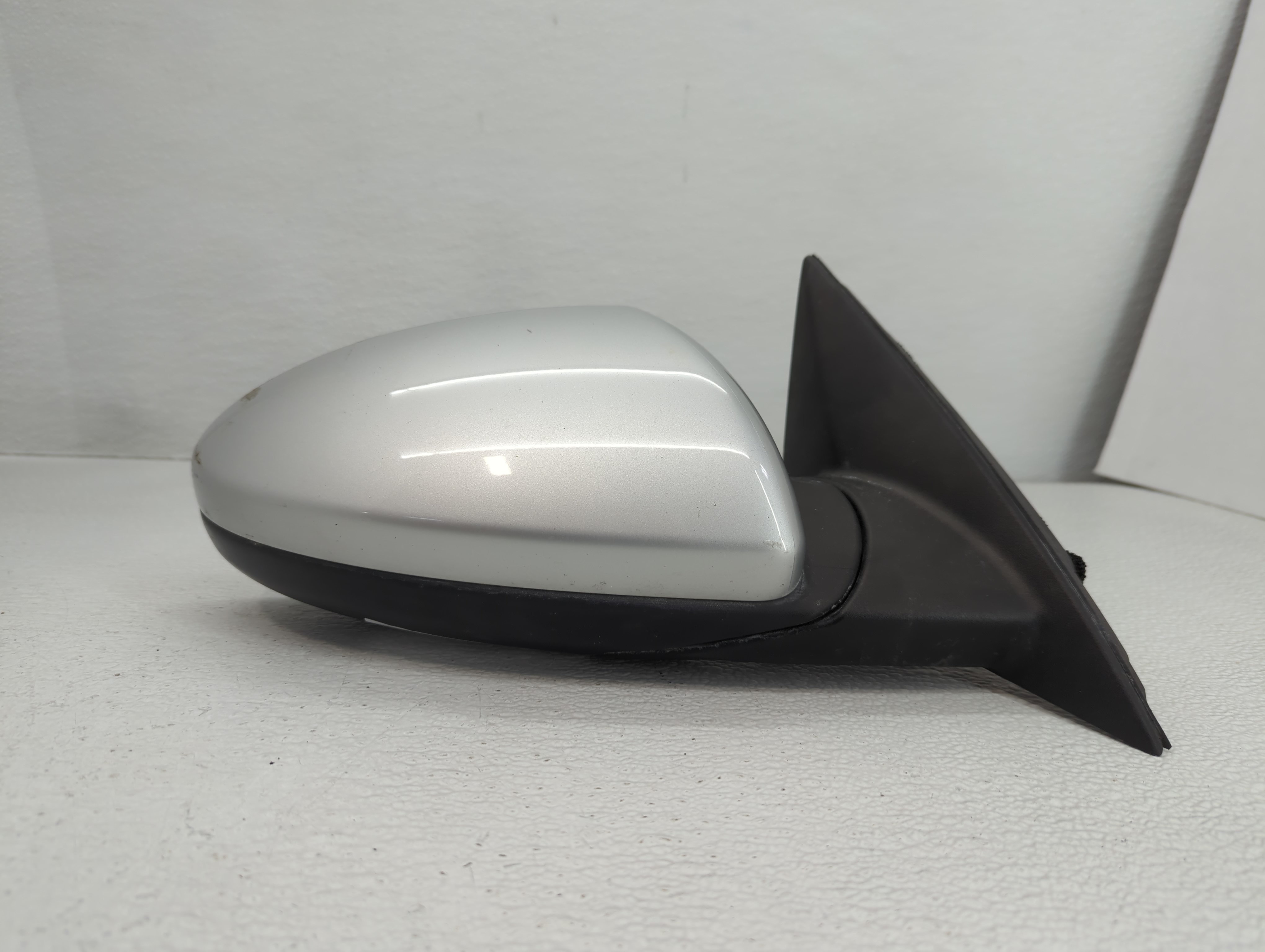 2019-2022 Kia Forte Passenger Right Side View Power Door Mirror Silver 767491 - Oemusedautoparts1.com