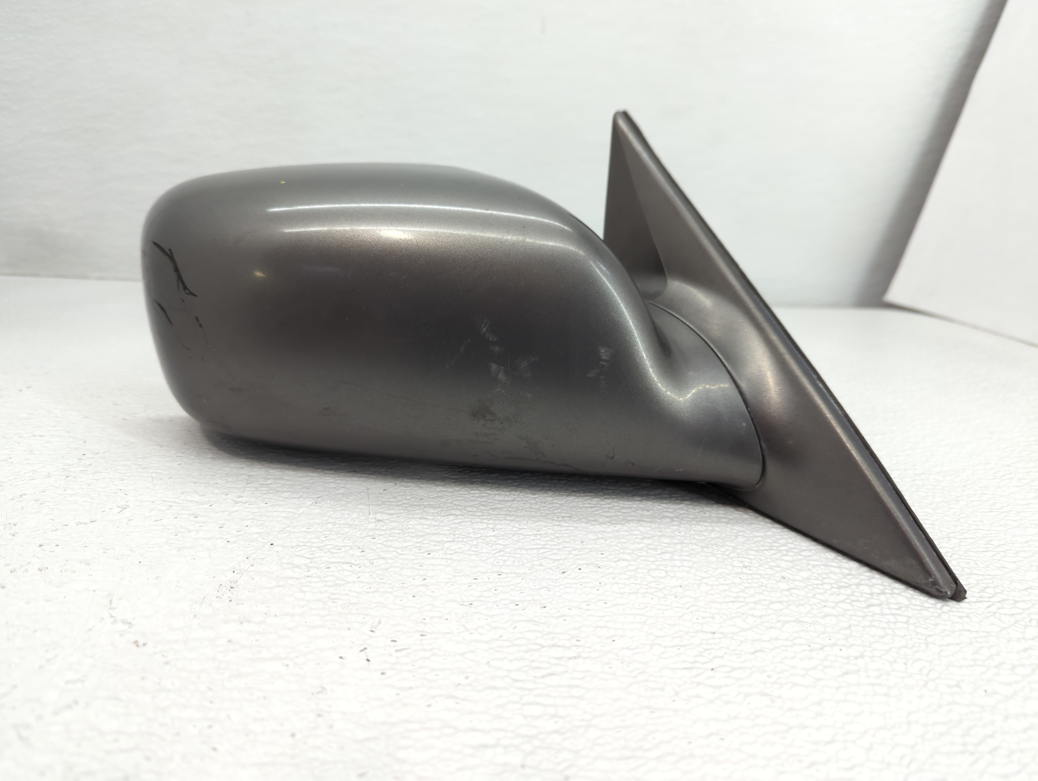 2002-2006 Toyota Camry Passenger Right Side View Power Door Mirror 767521 - Oemusedautoparts1.com