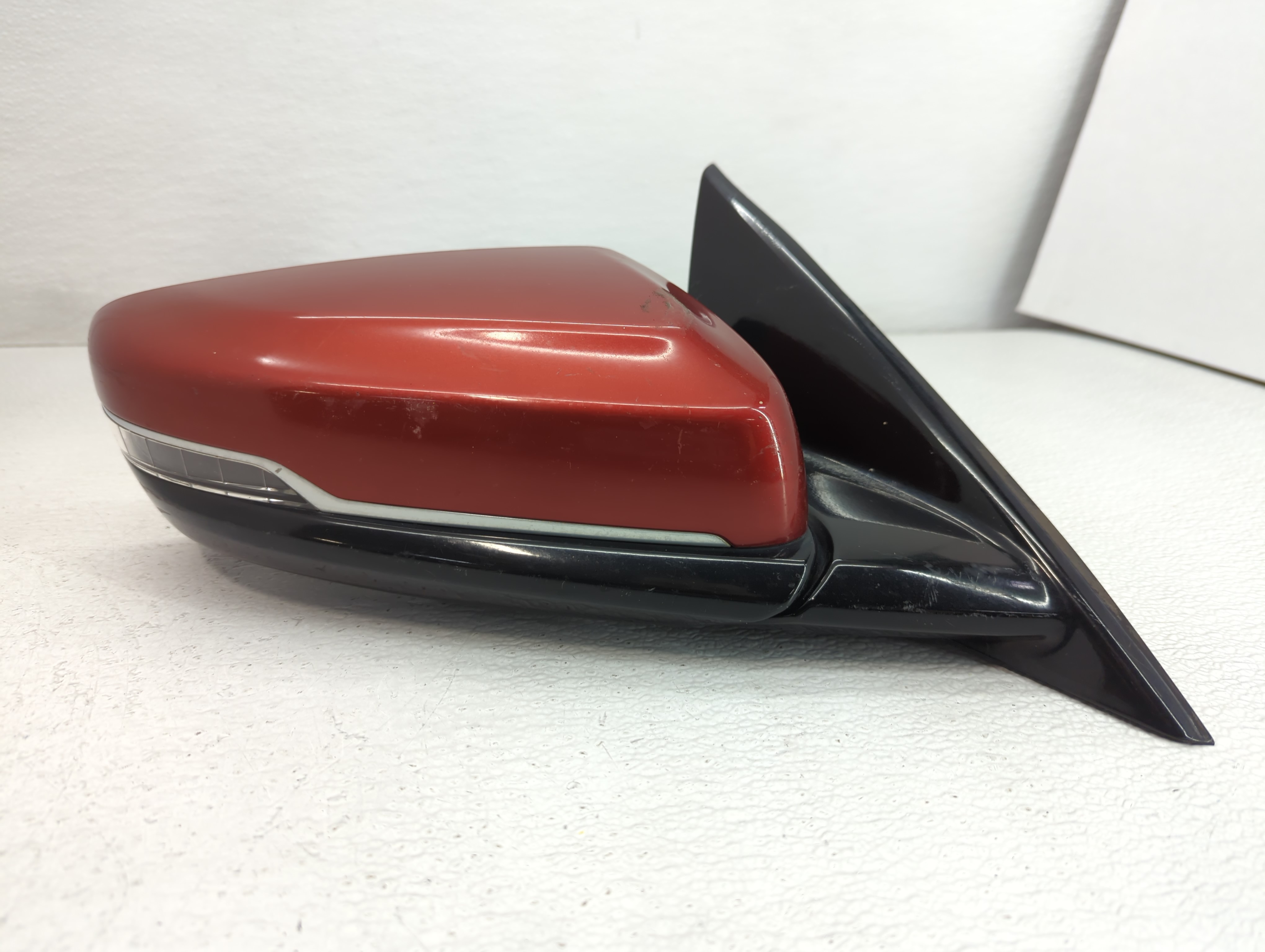 2015-2018 Cadillac Ats Passenger Right Side View Power Door Mirror Red 767570 - Oemusedautoparts1.com